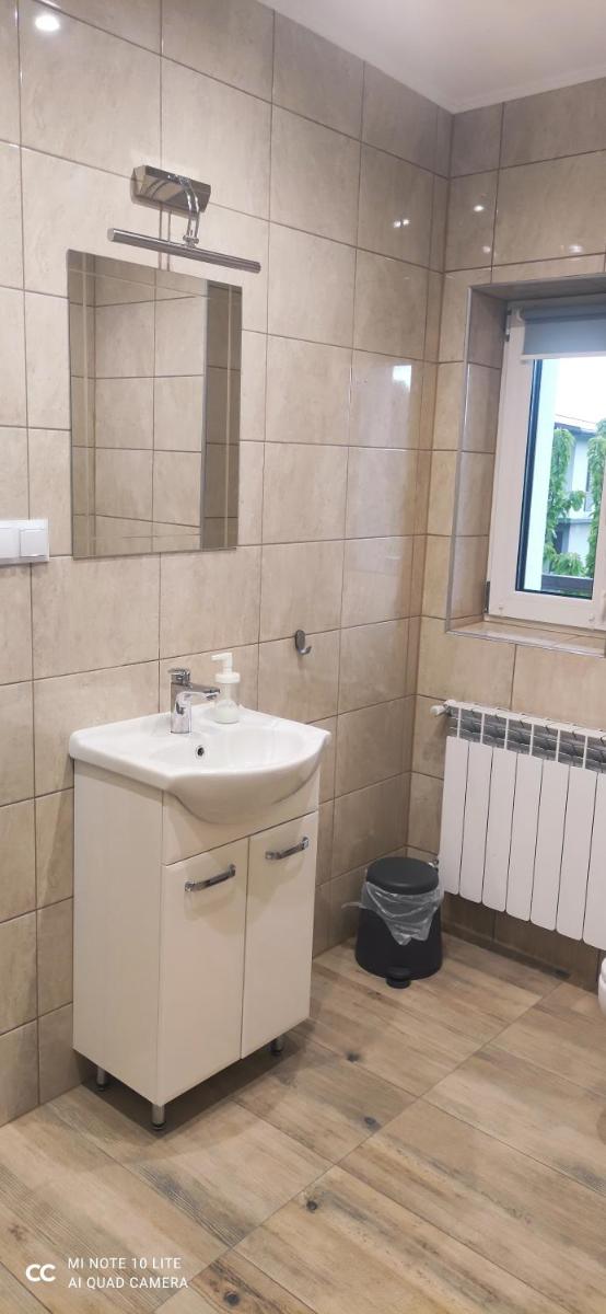 Quadruple Room with Bathroom - Photo 6