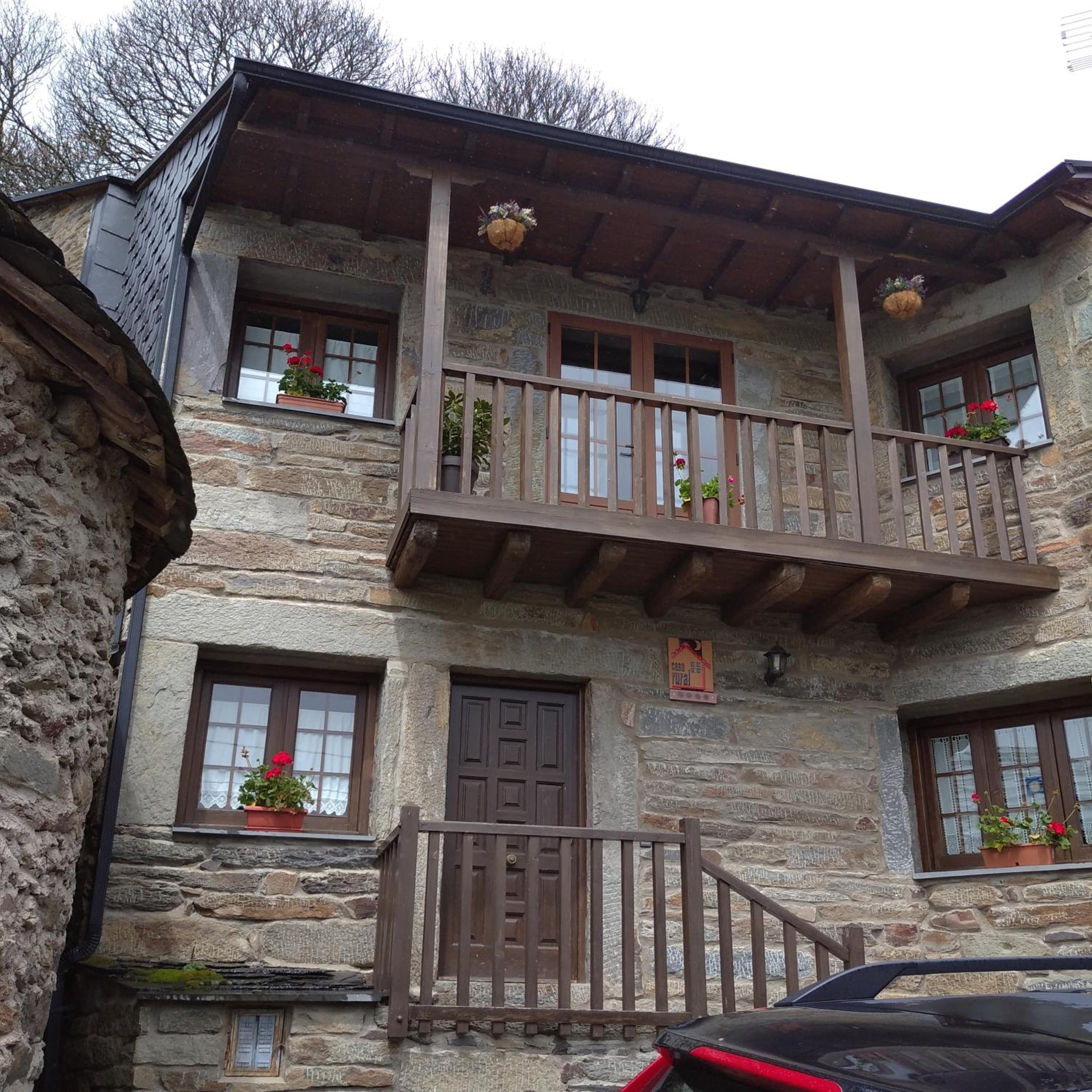 Four-Bedroom House photo 2