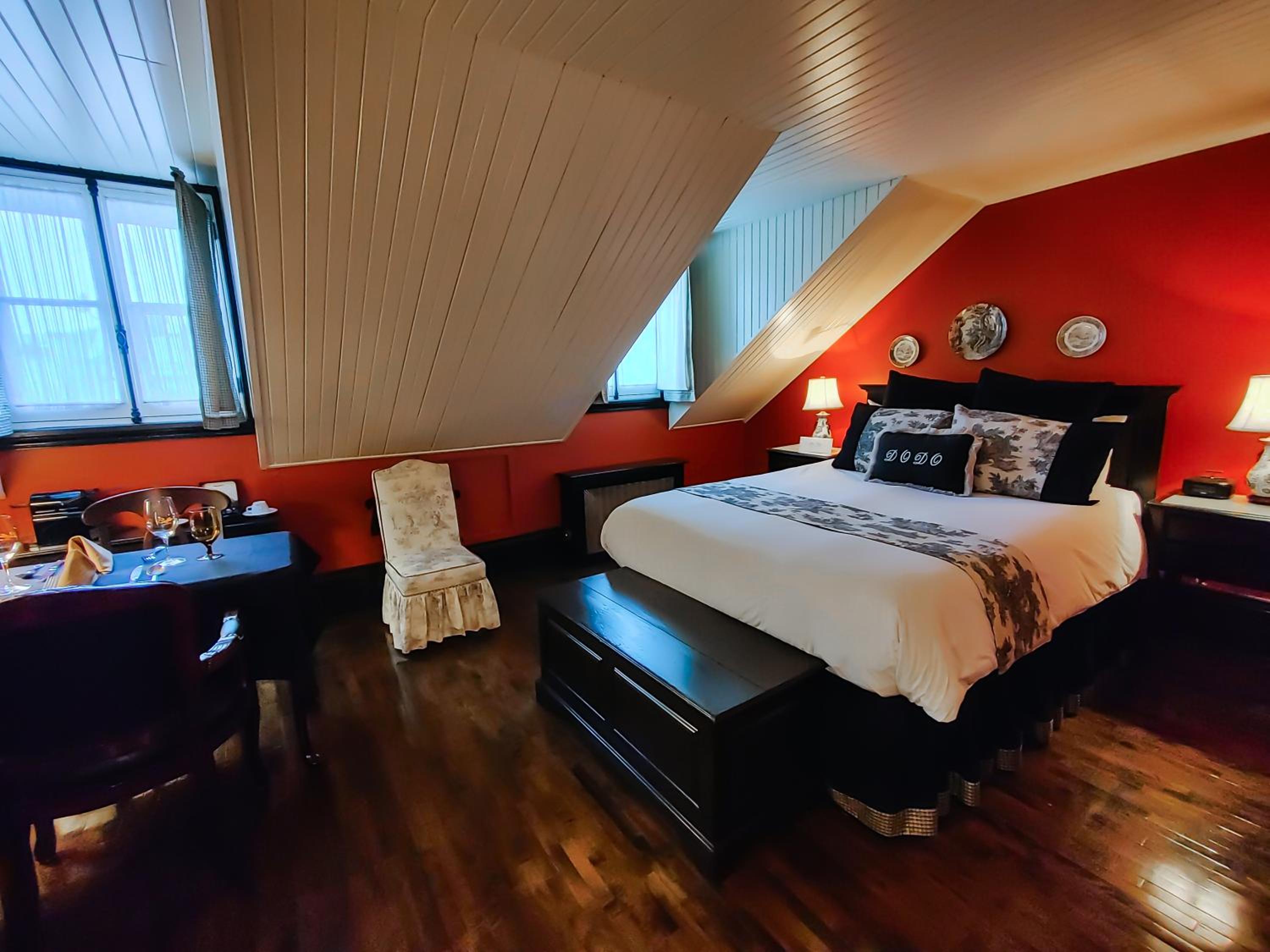 Superior Queen Room - Fourth Floor