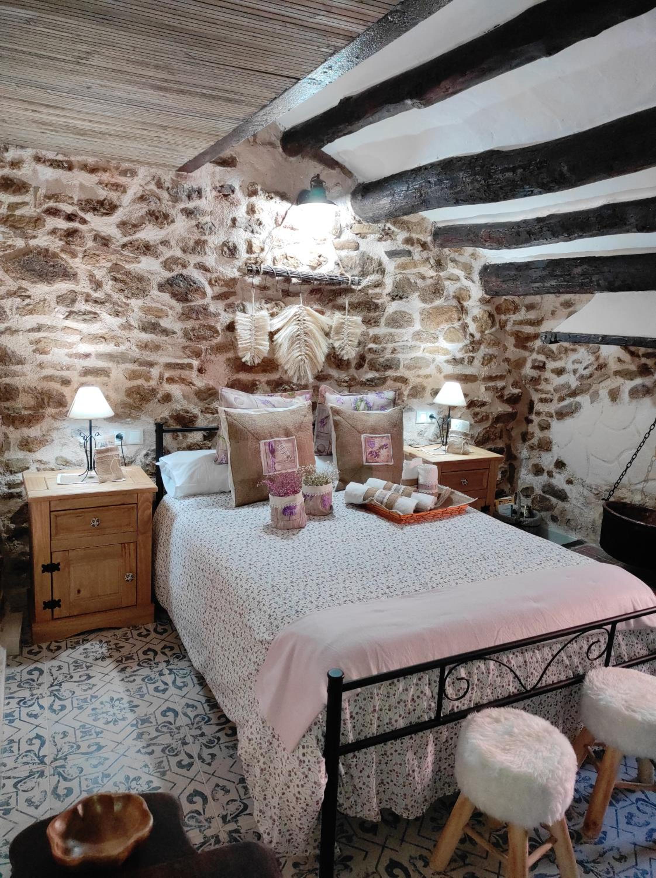 Three-Bedroom House - Photo 1