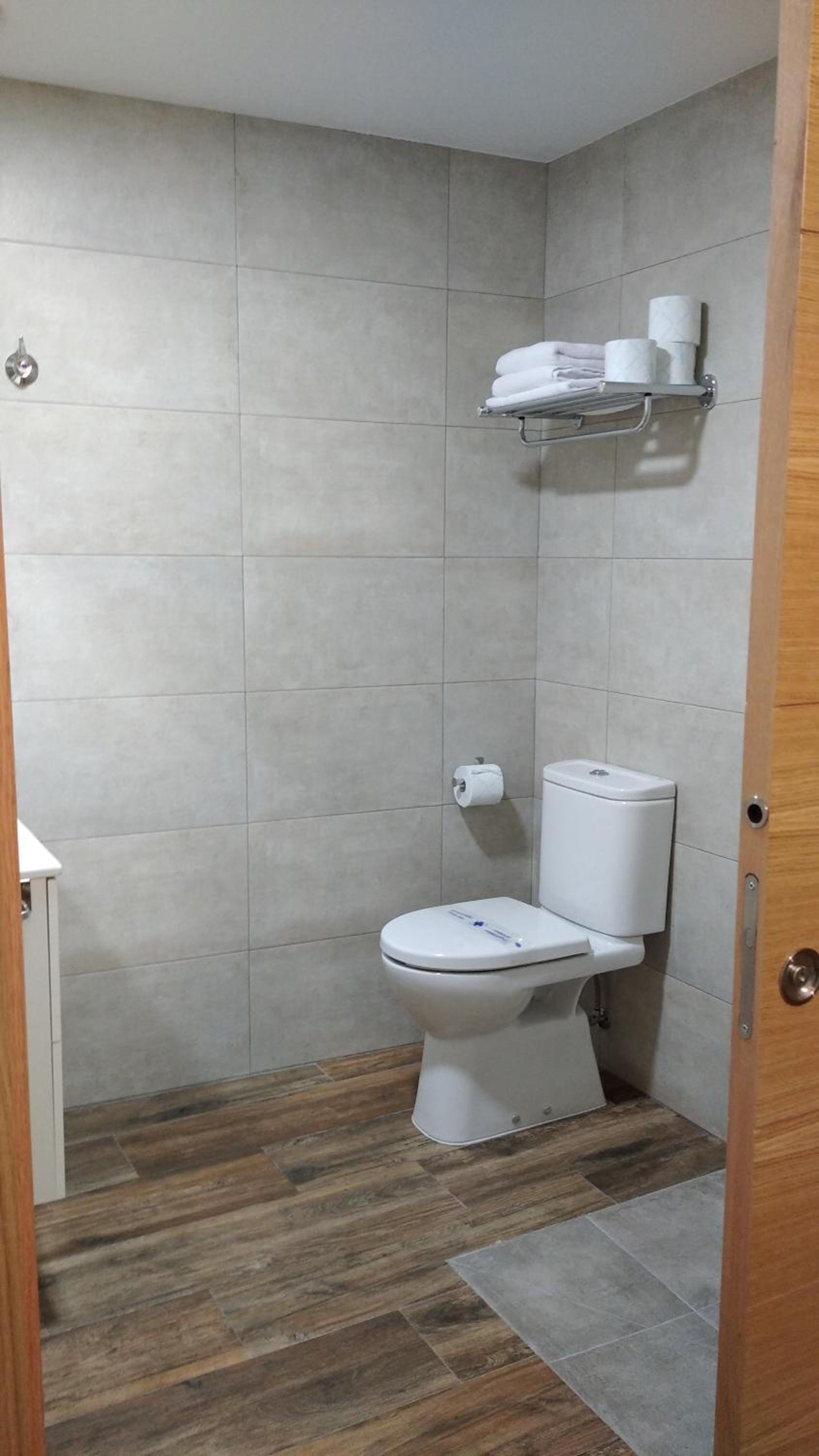 Apartment - Ground Floor - Photo 3