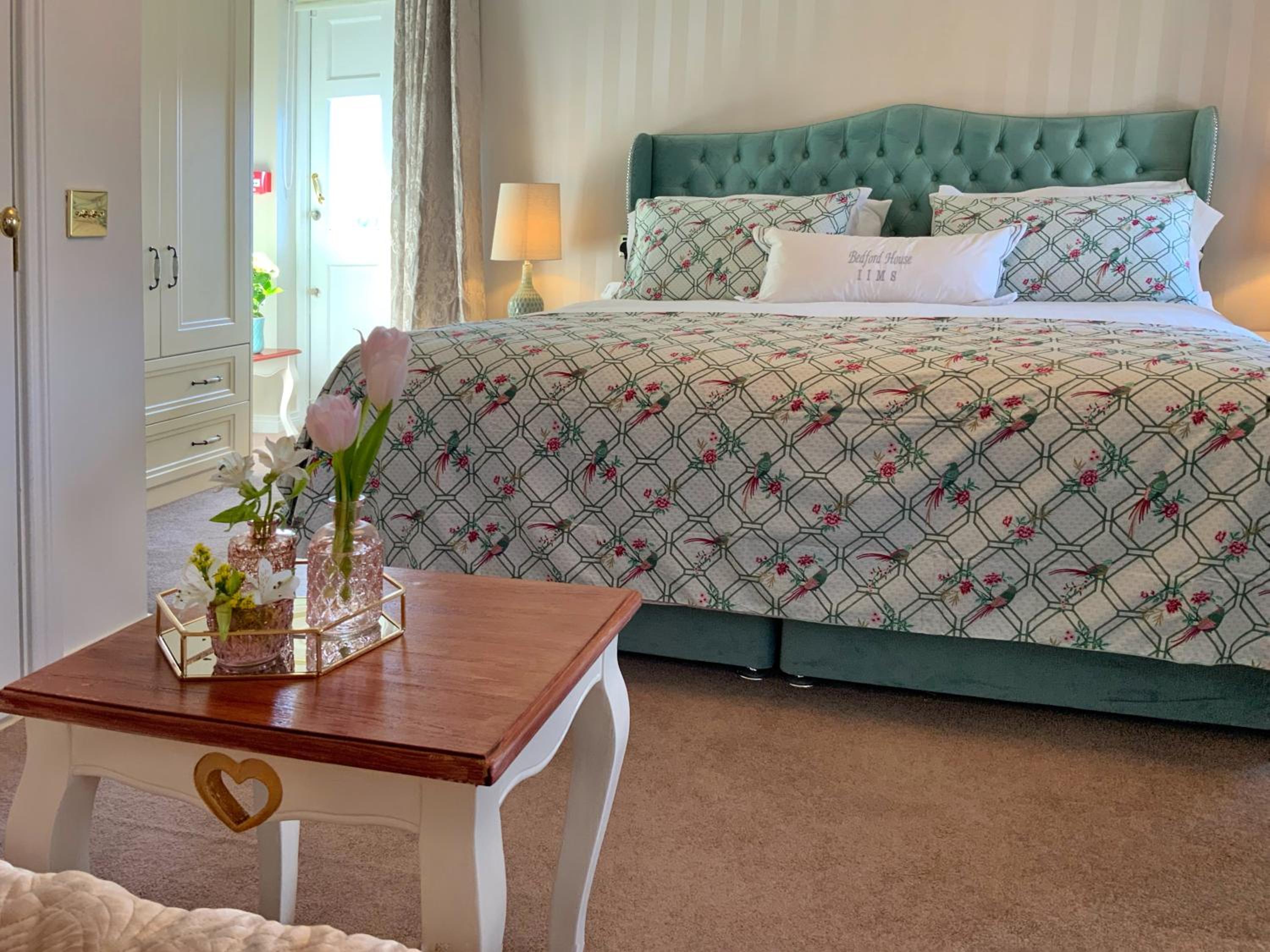 Superior King Room - Photo 3