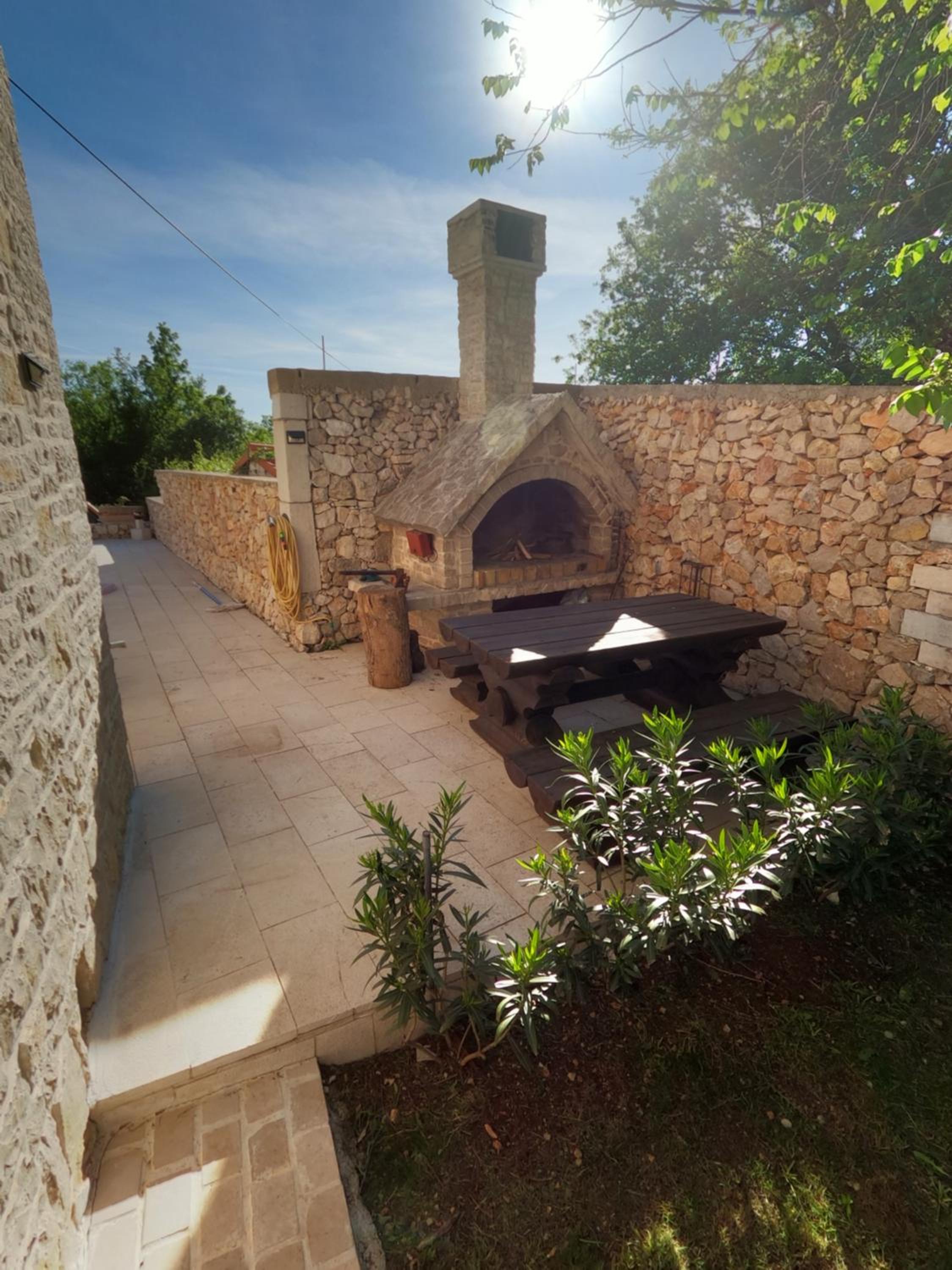 Villa photo 3