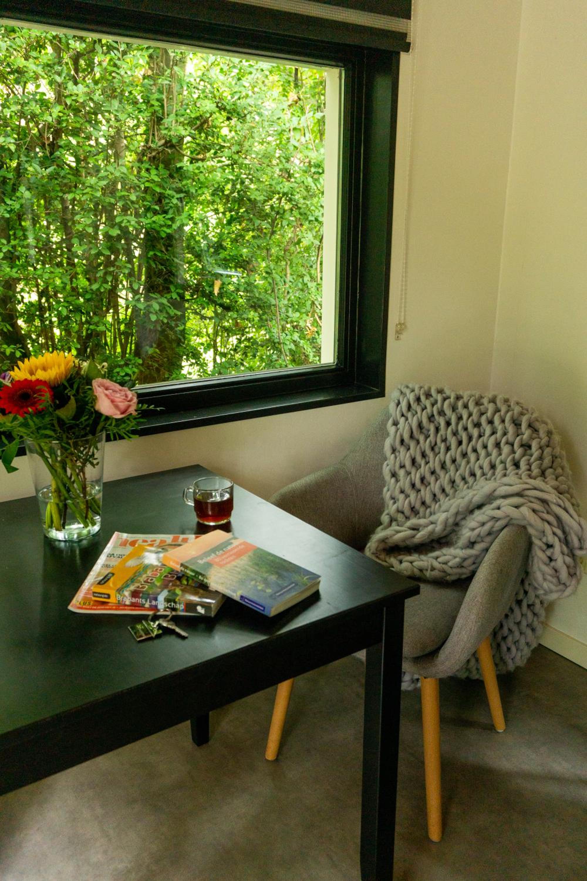 Queen Room with Garden View photo 3