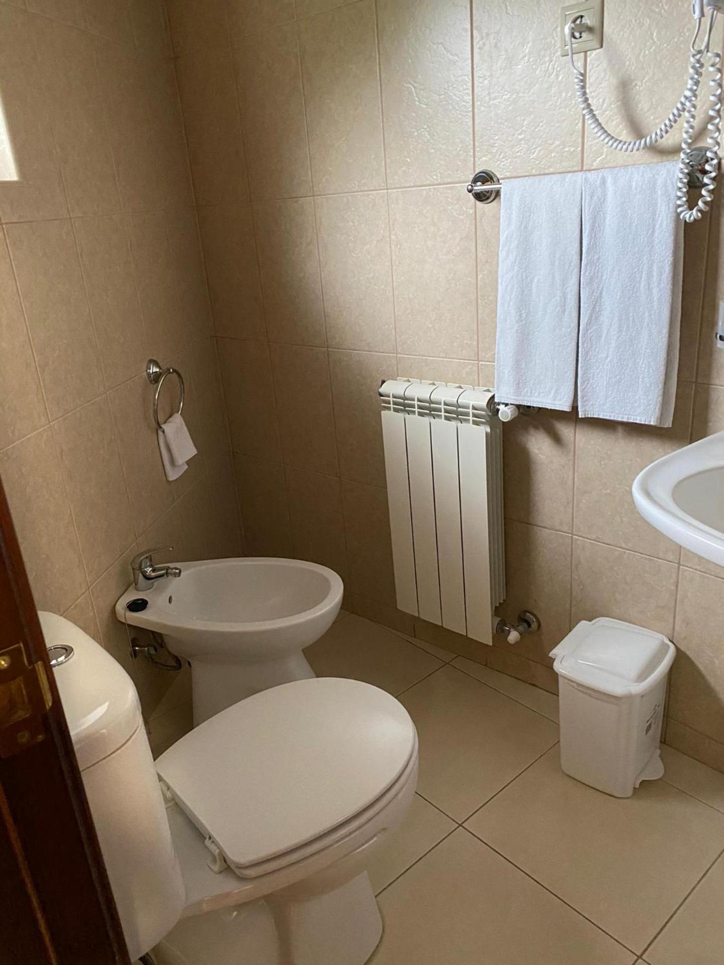 Double or Twin Room - Photo 2