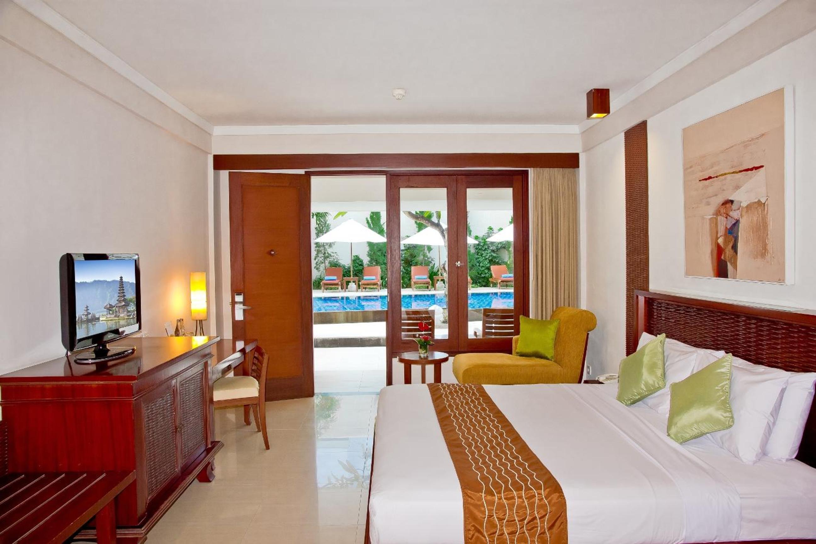 Deluxe Double or Twin Room with Pool Access - Photo 1
