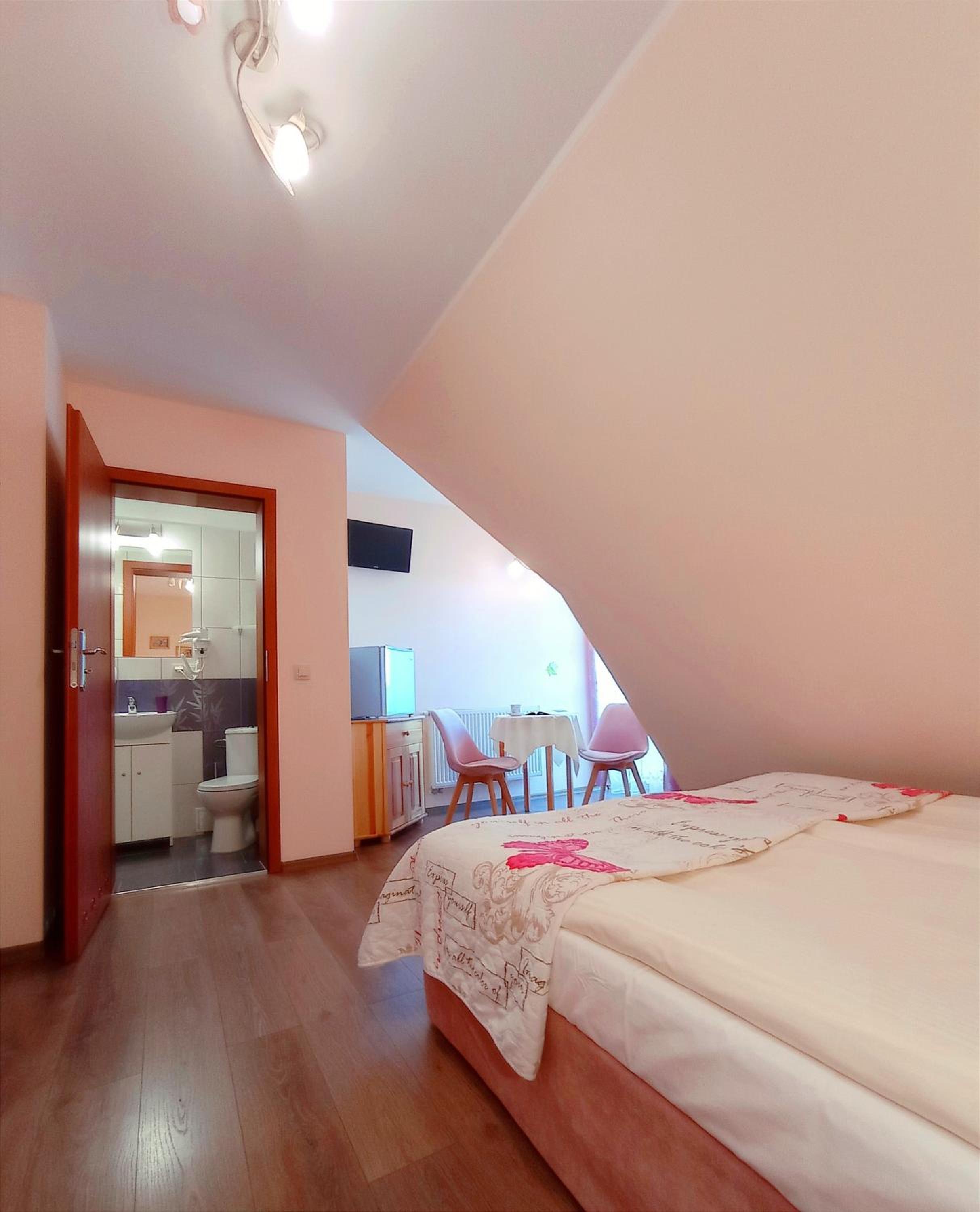 Deluxe Double Or Twin Room With Balcony photo 3