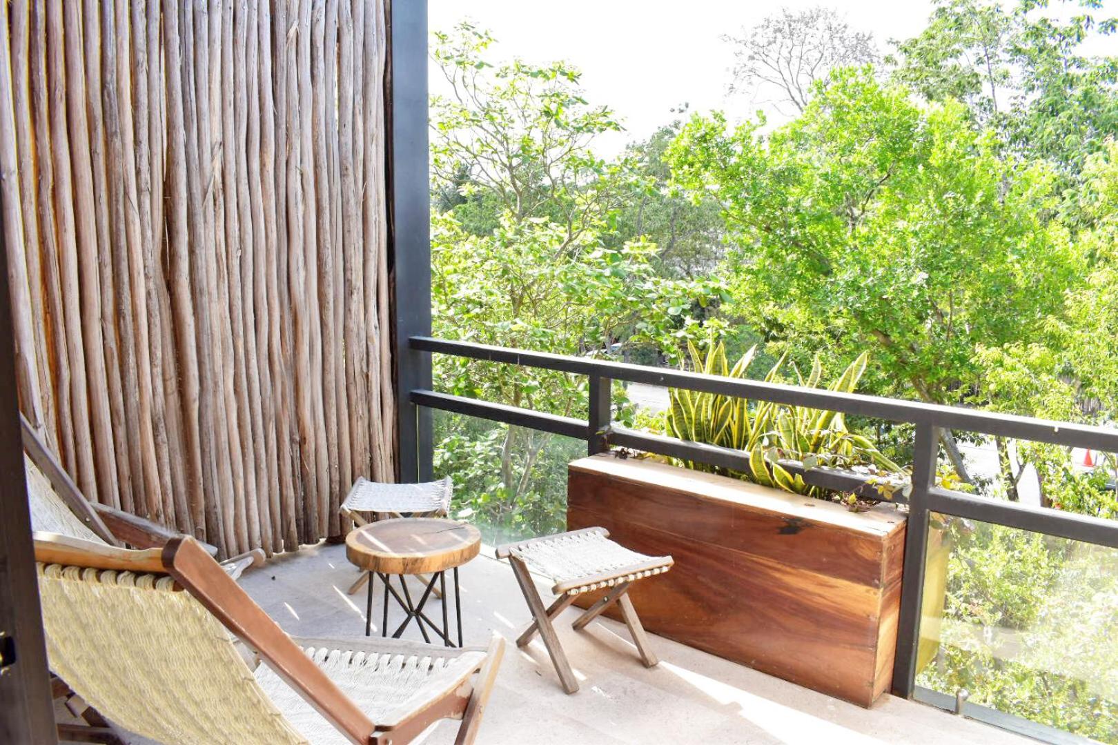 Double Room with Balcony - Photo 3