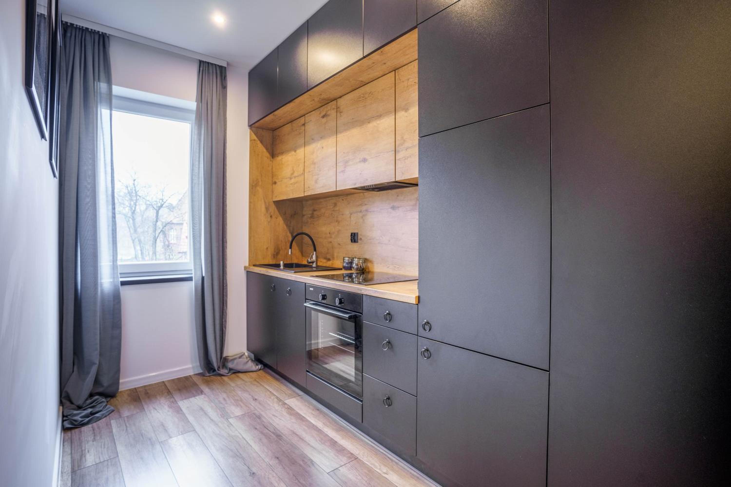 One-Bedroom Apartment - Photo 18