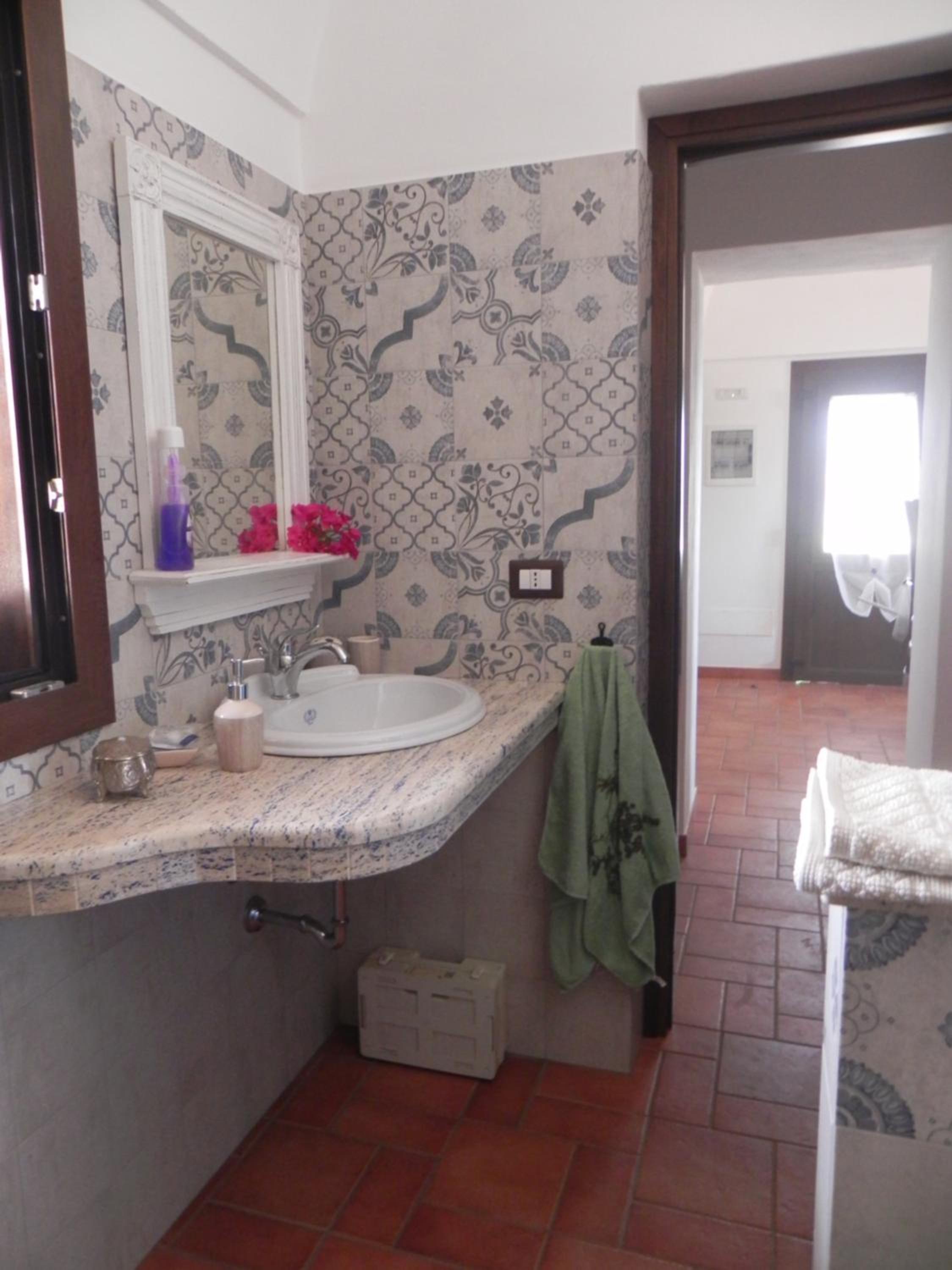 One-Bedroom House photo 3