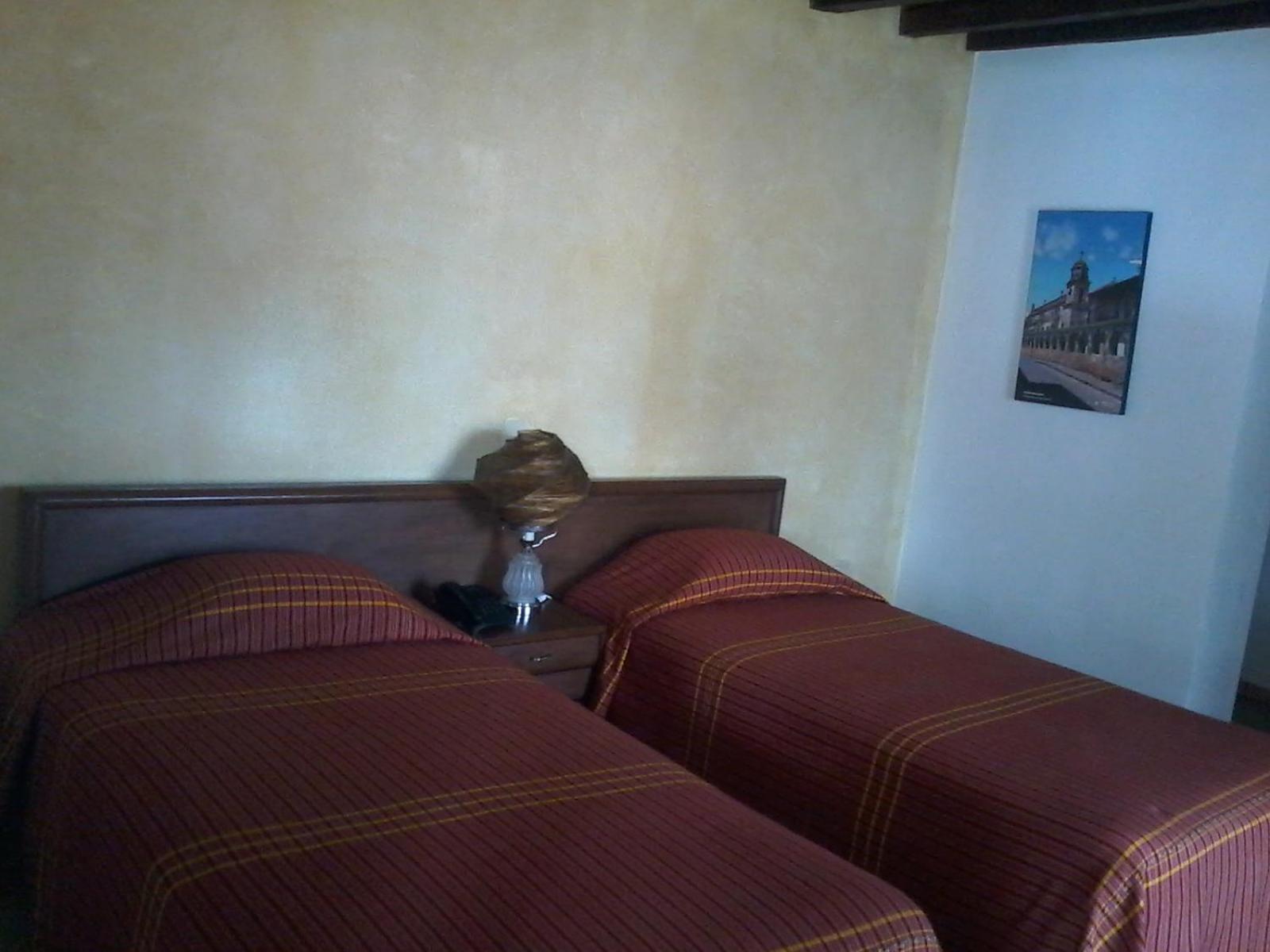 Economy Twin Room