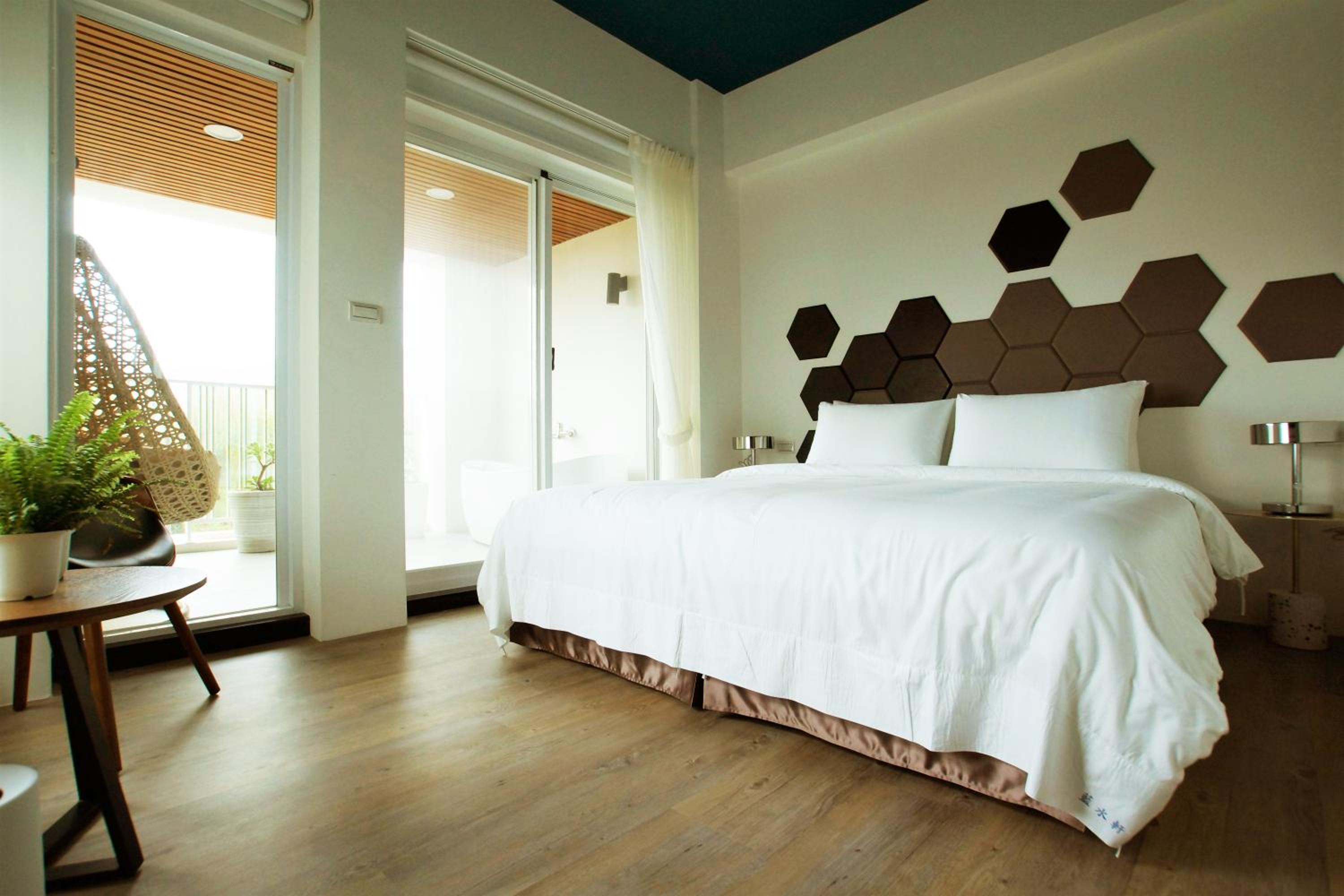 King Room with Mountain View photo 1