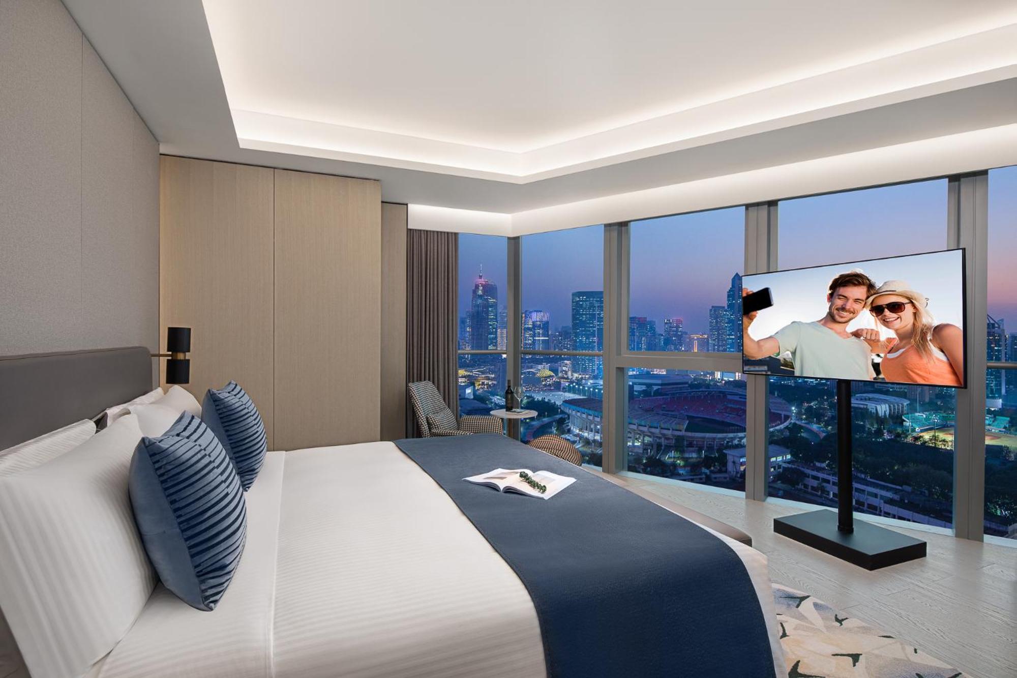 2 Bedroom Premier photo 2