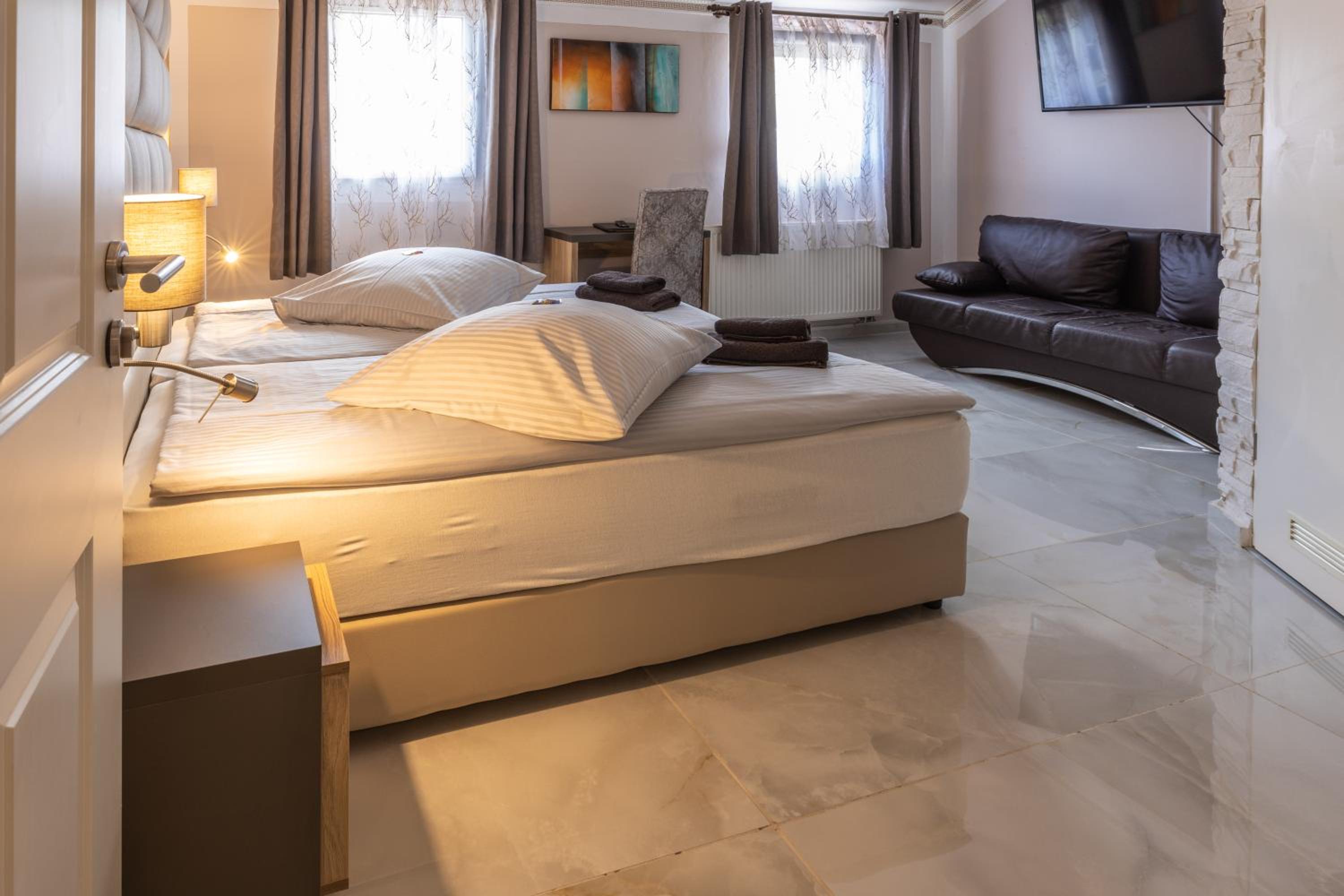Triple Room photo 2