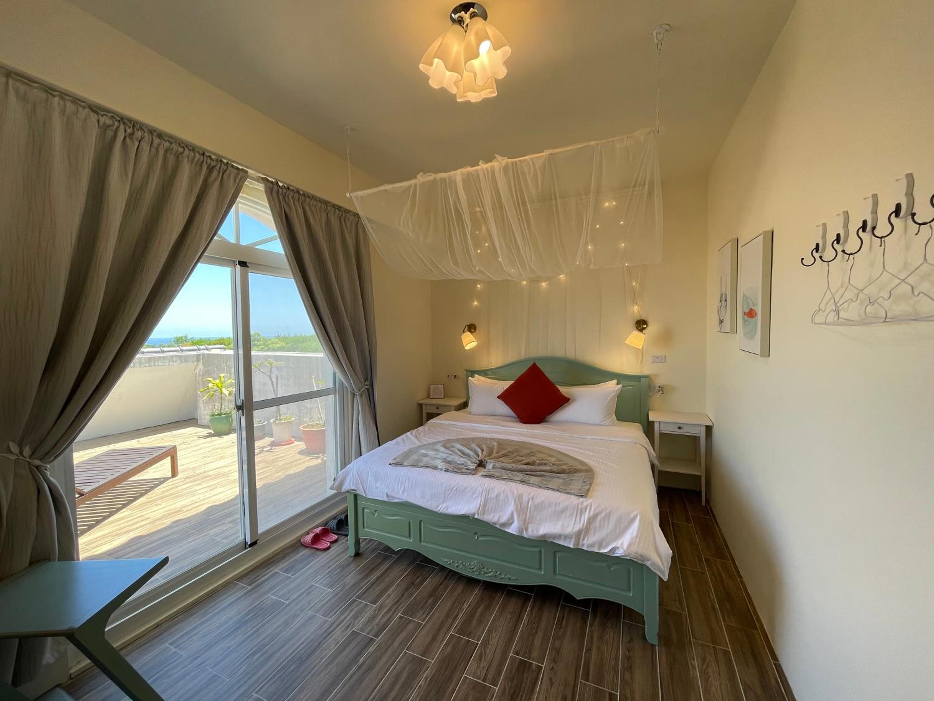 Double Room with Balcony and Sea View photo 1