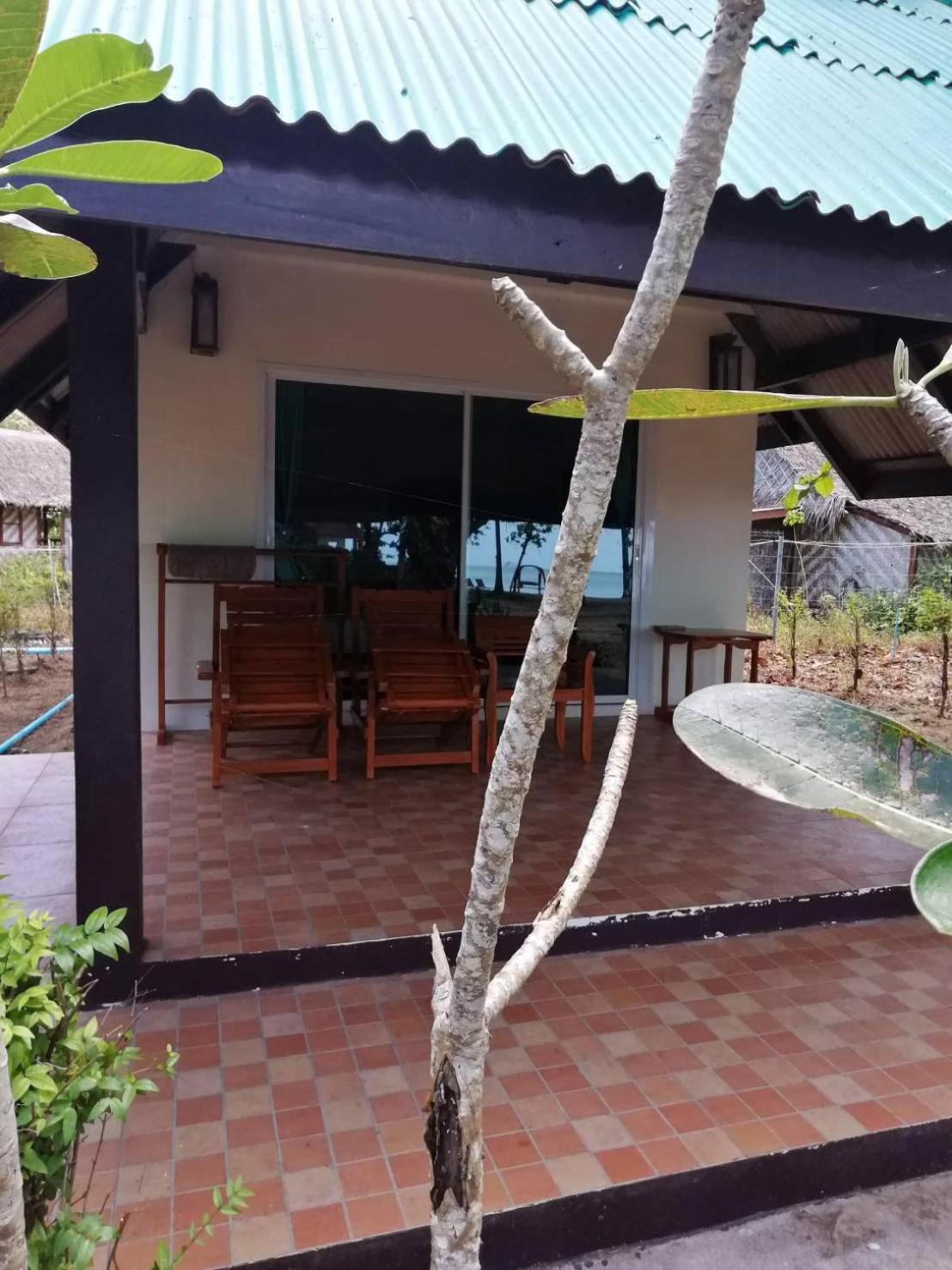 Family Room with Sea View - Photo 6