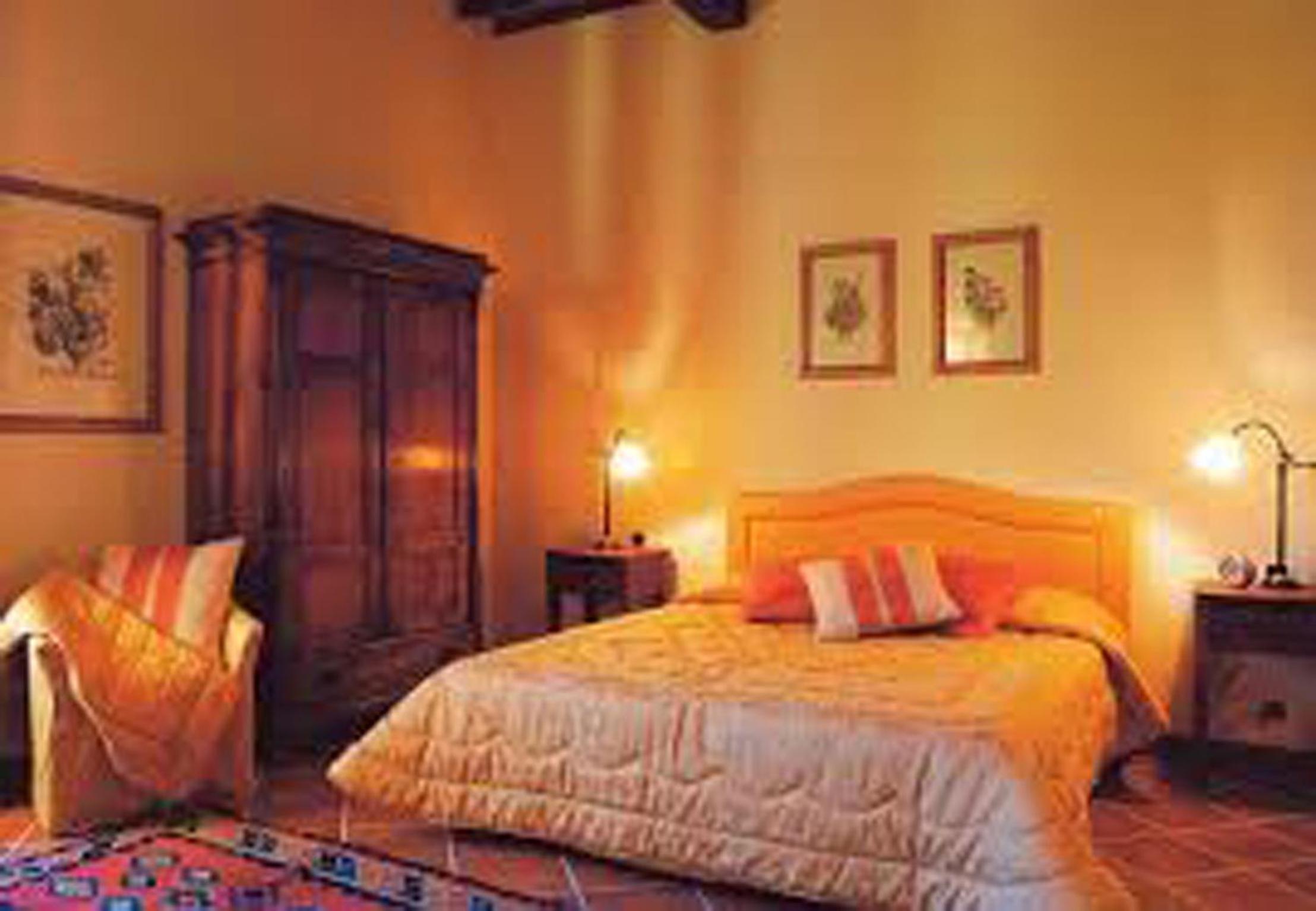 Suite Apartment photo 2
