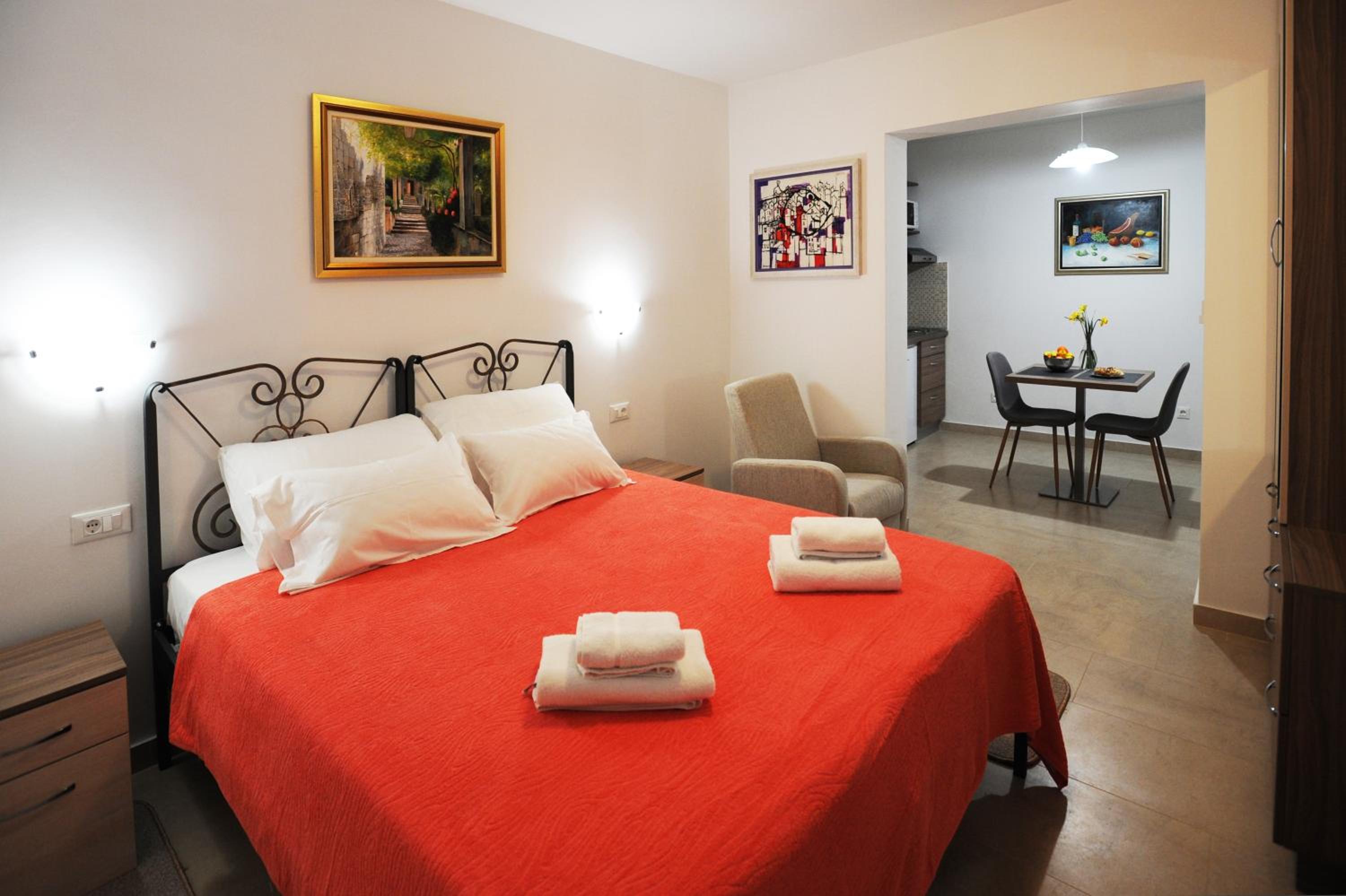 Standard Studio Apartment with Side Terrace and Partial Sea View
