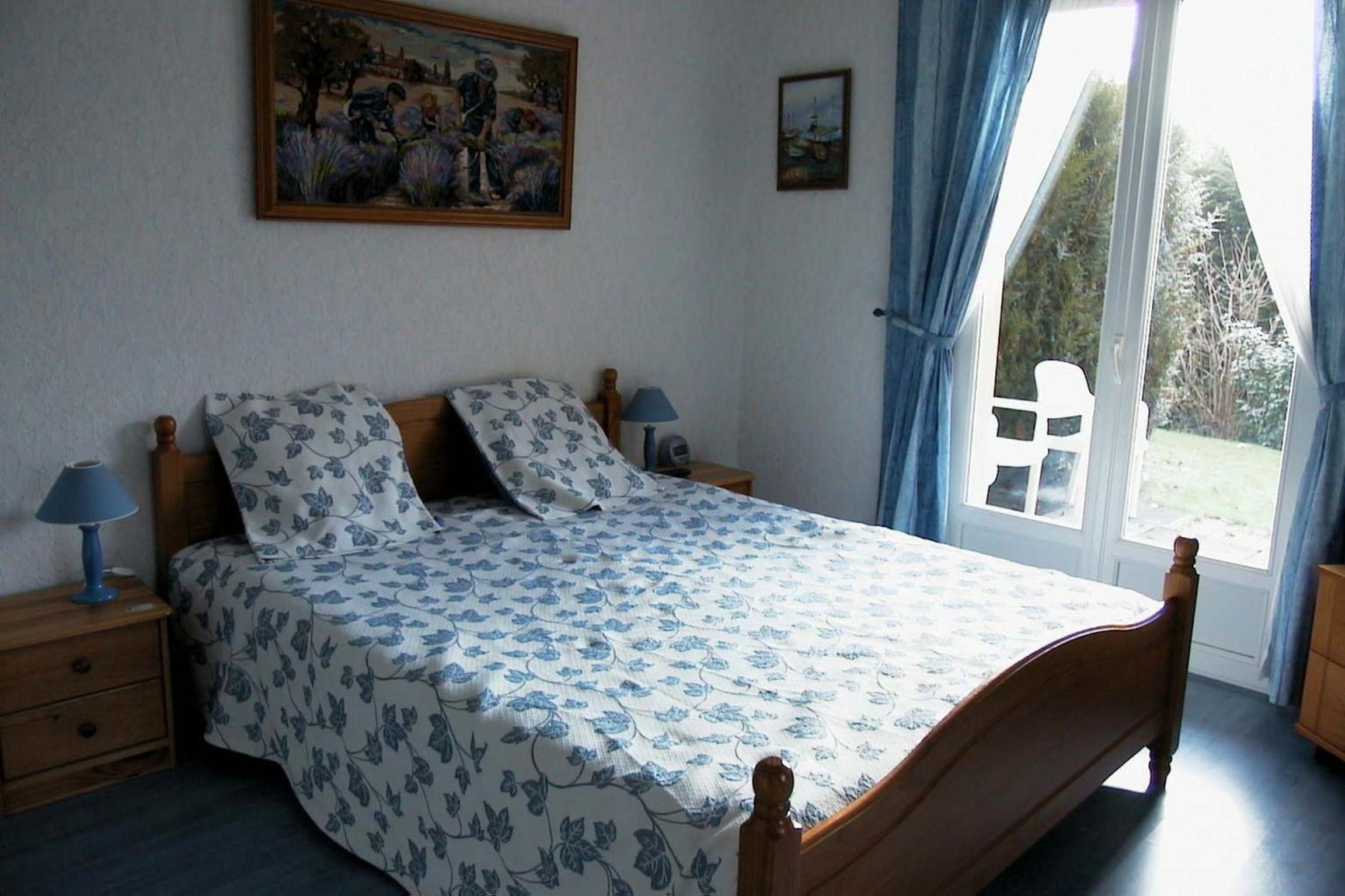 Family Room (2 Adults + 2 Children)