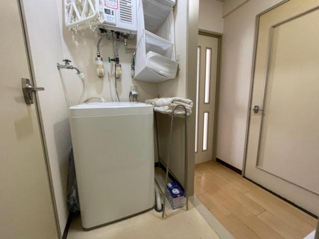 One-Bedroom Apartment - Photo 3