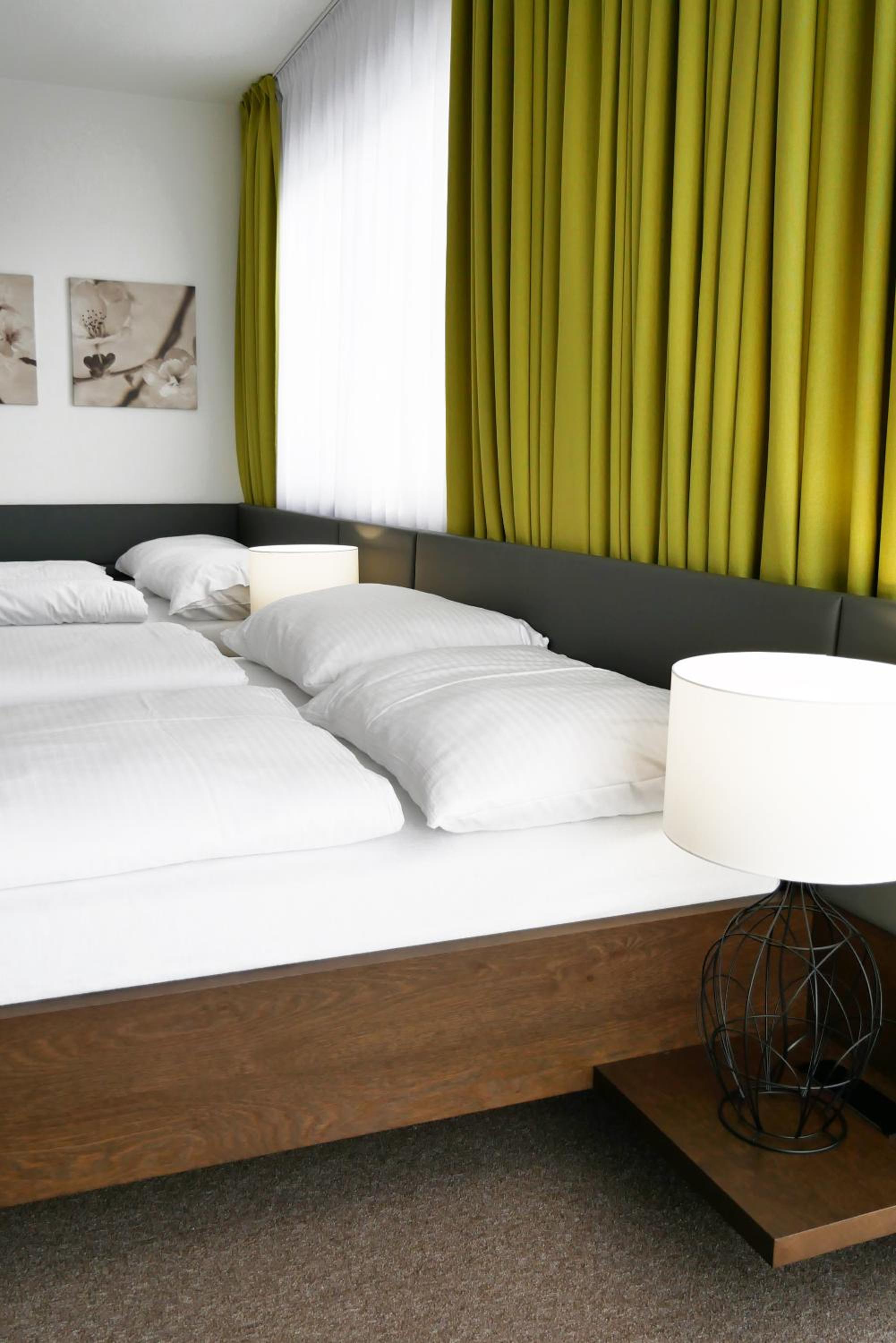 Deluxe Quadruple Room - Photo 6