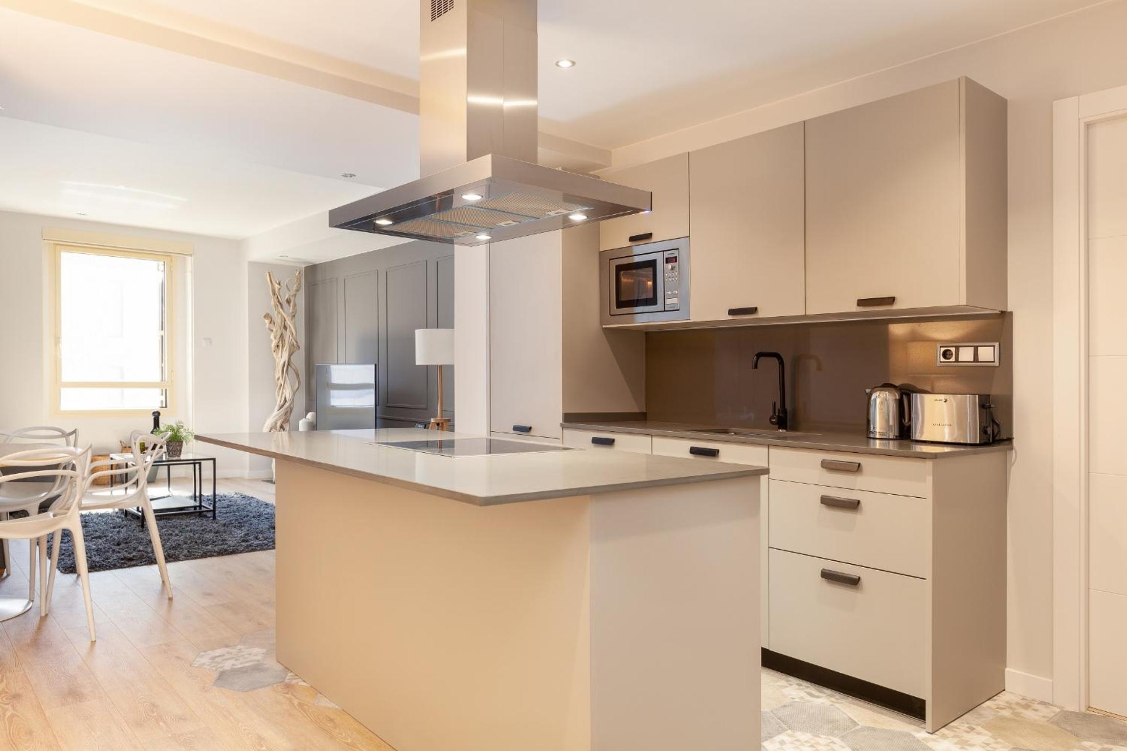 Three-Bedroom Apartment - Ronda Sant Pere photo 2