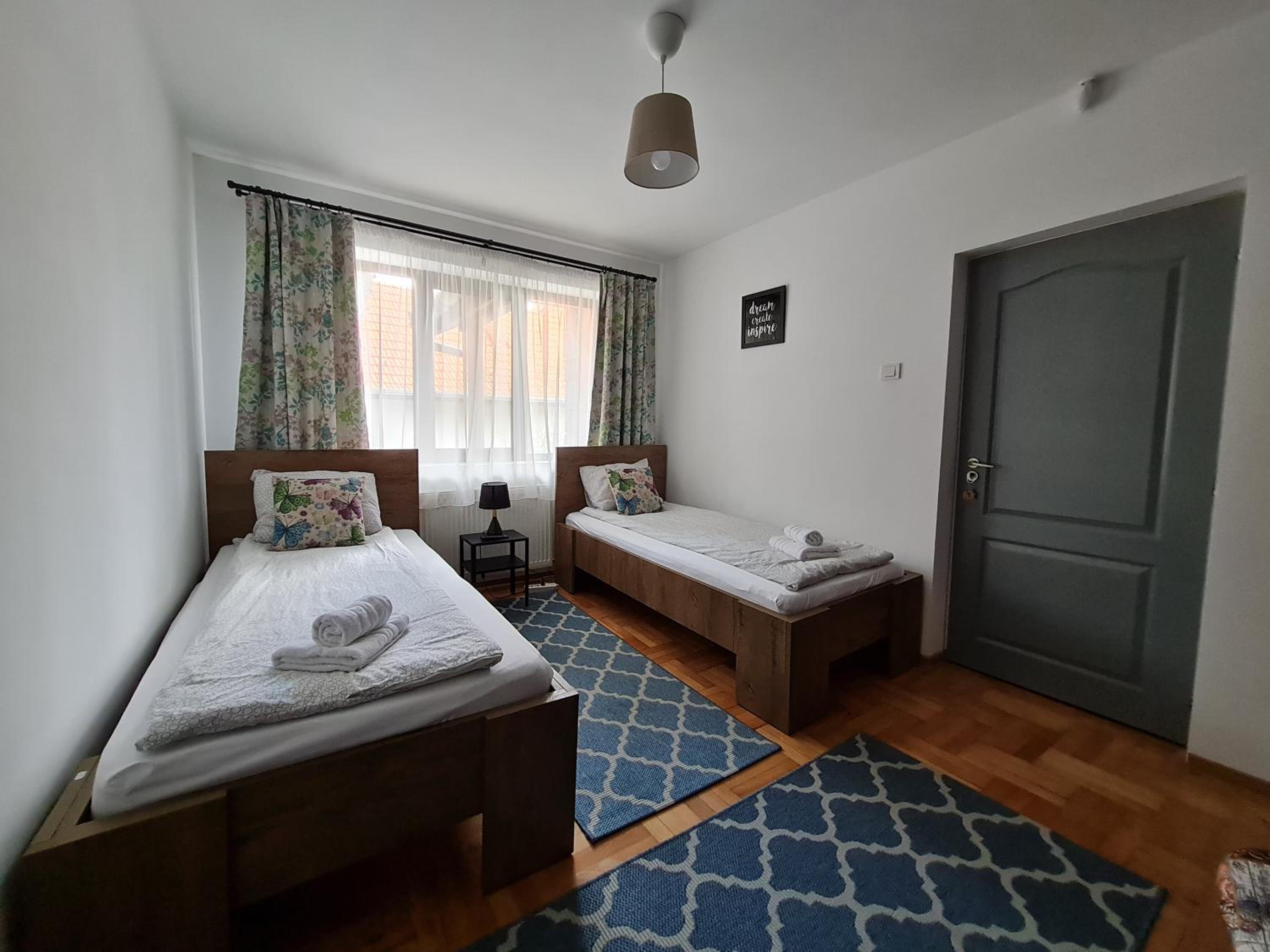 Double Room with Private External Bathroom photo 3