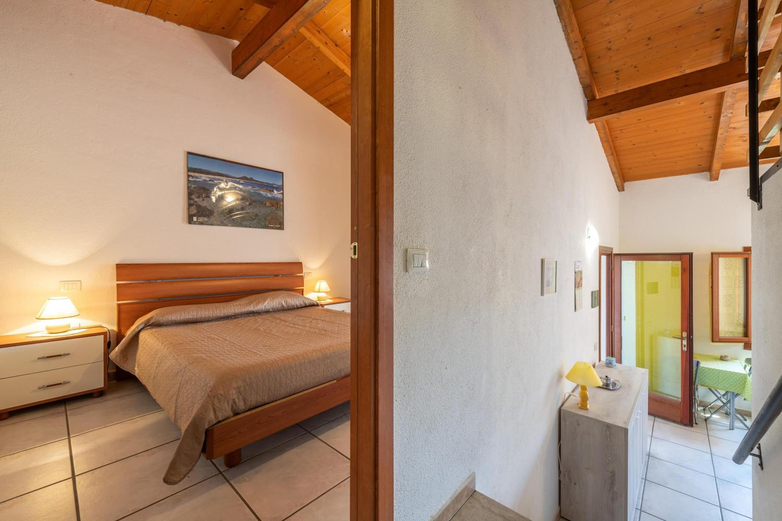 Villa with Sea View - Photo 18