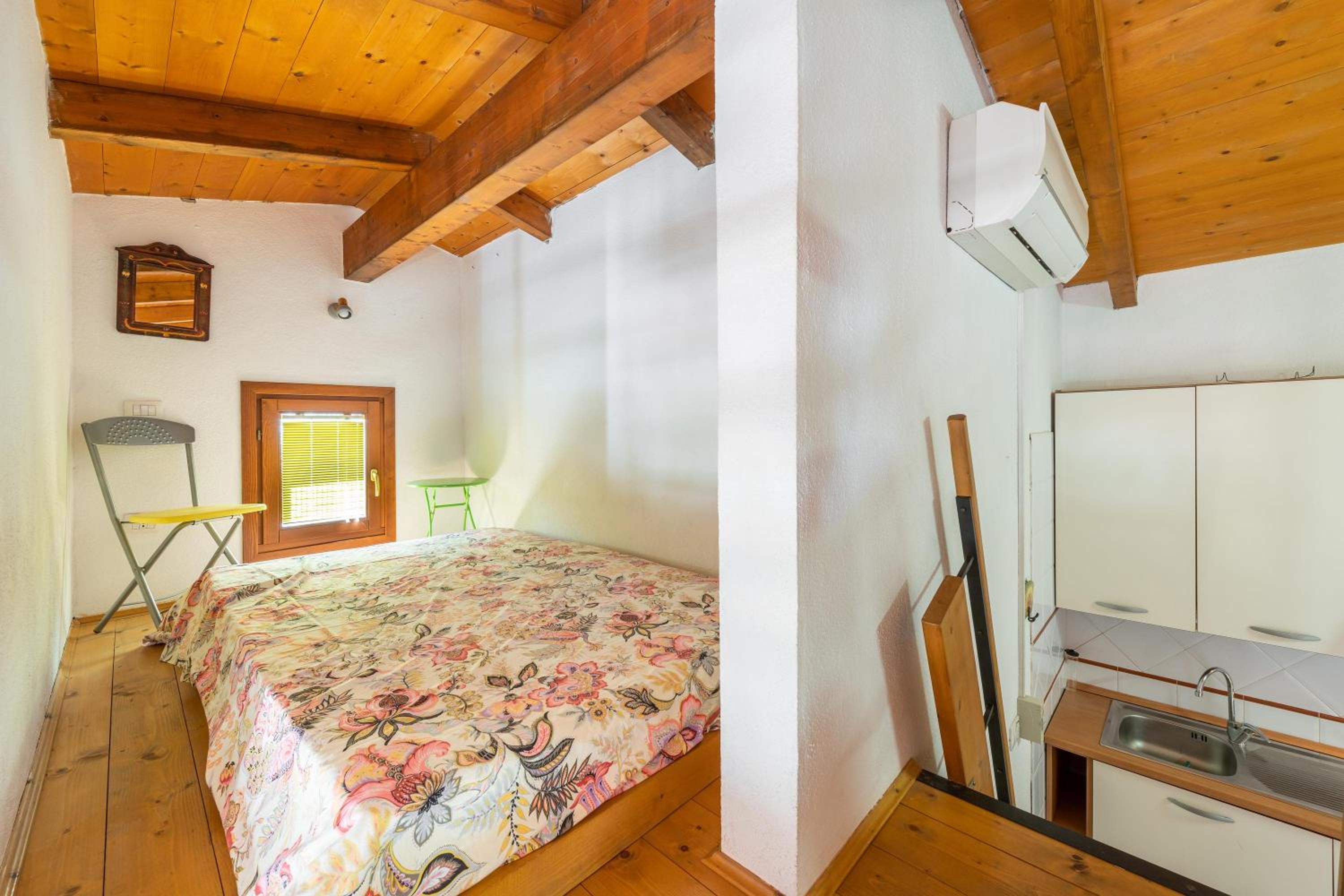 Villa with Sea View - Photo 17