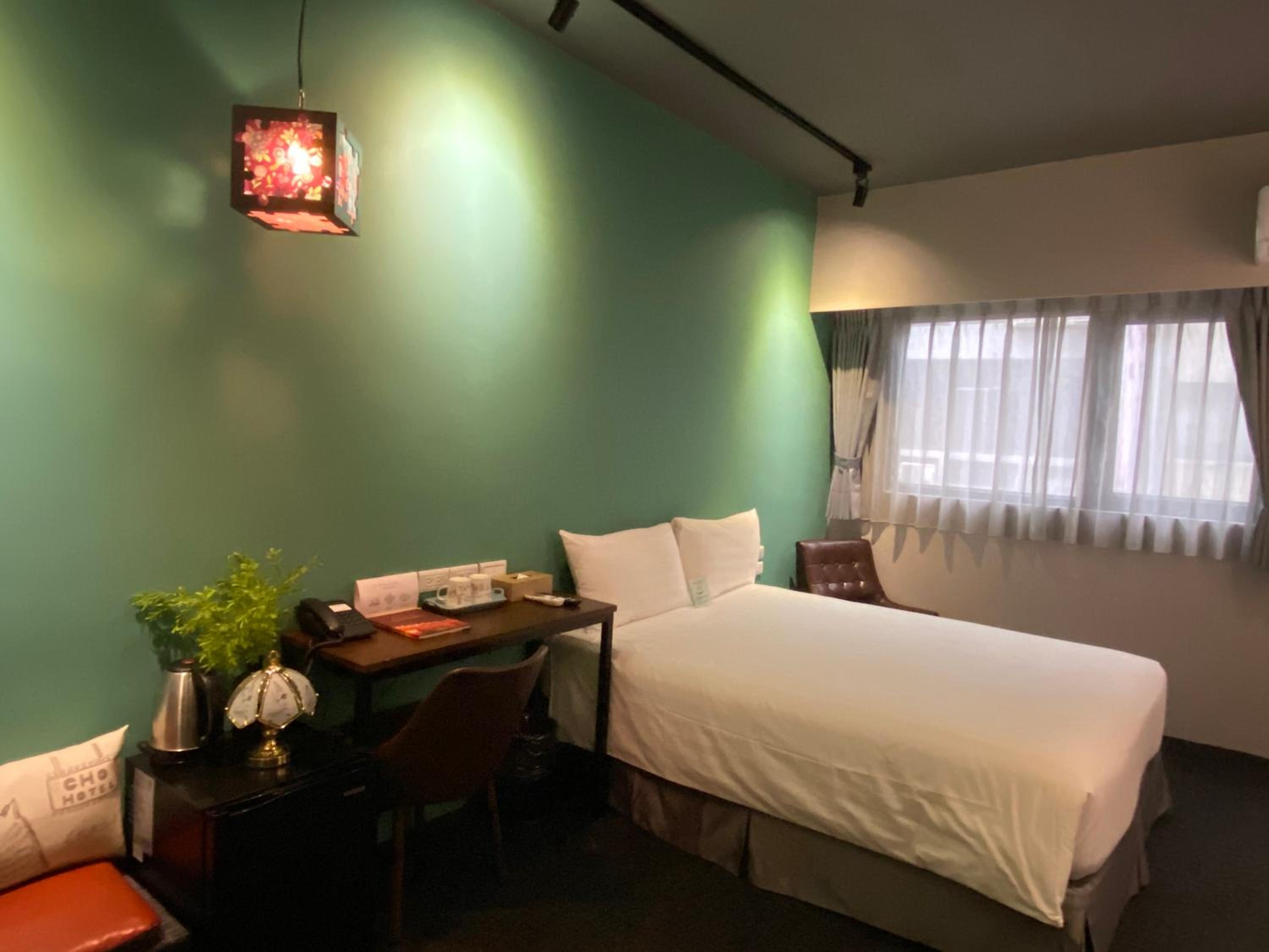 Executive Double Room with Bathtub photo 2