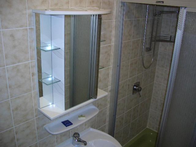 Studio Apartment photo 2