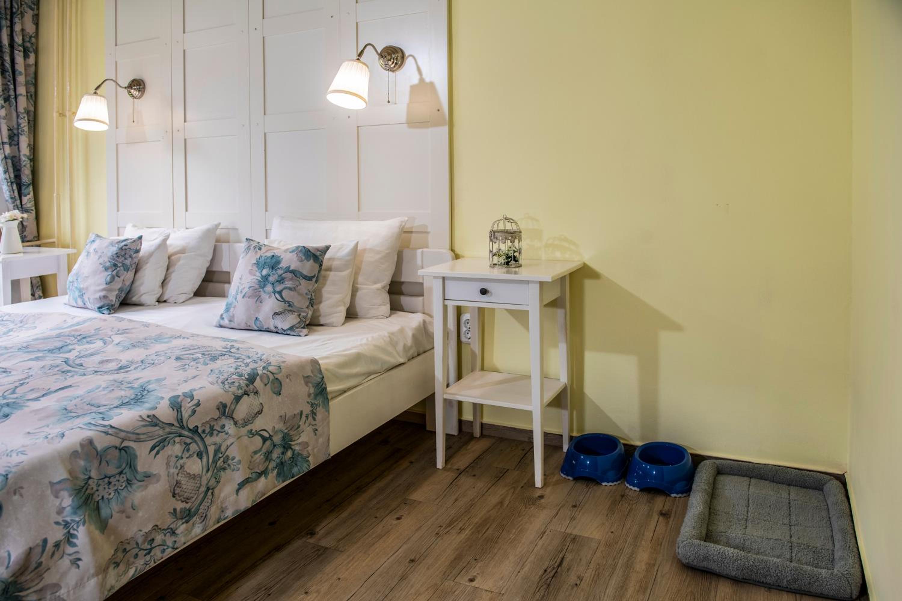Double Room - Photo 2