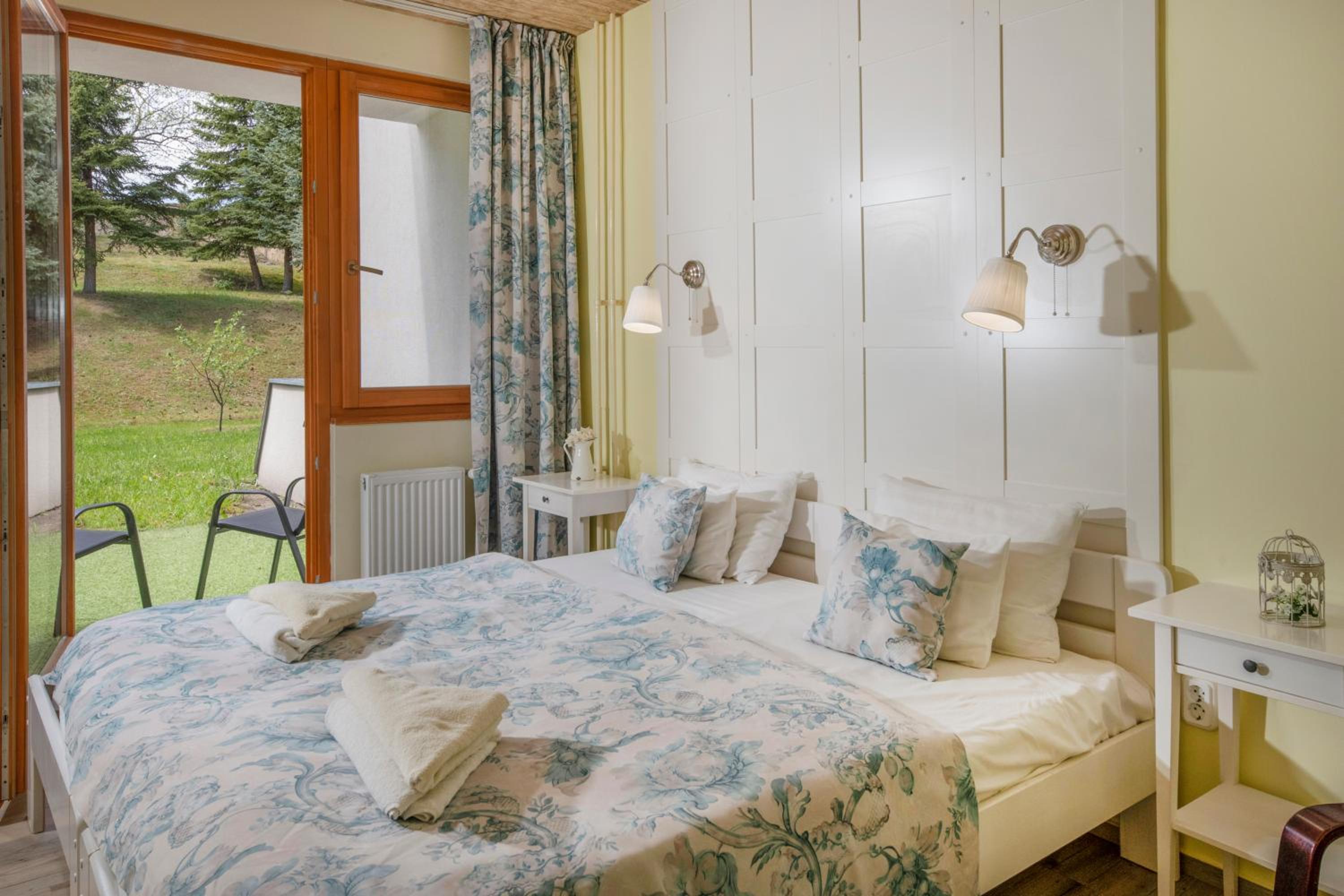 Double Room - Photo 4