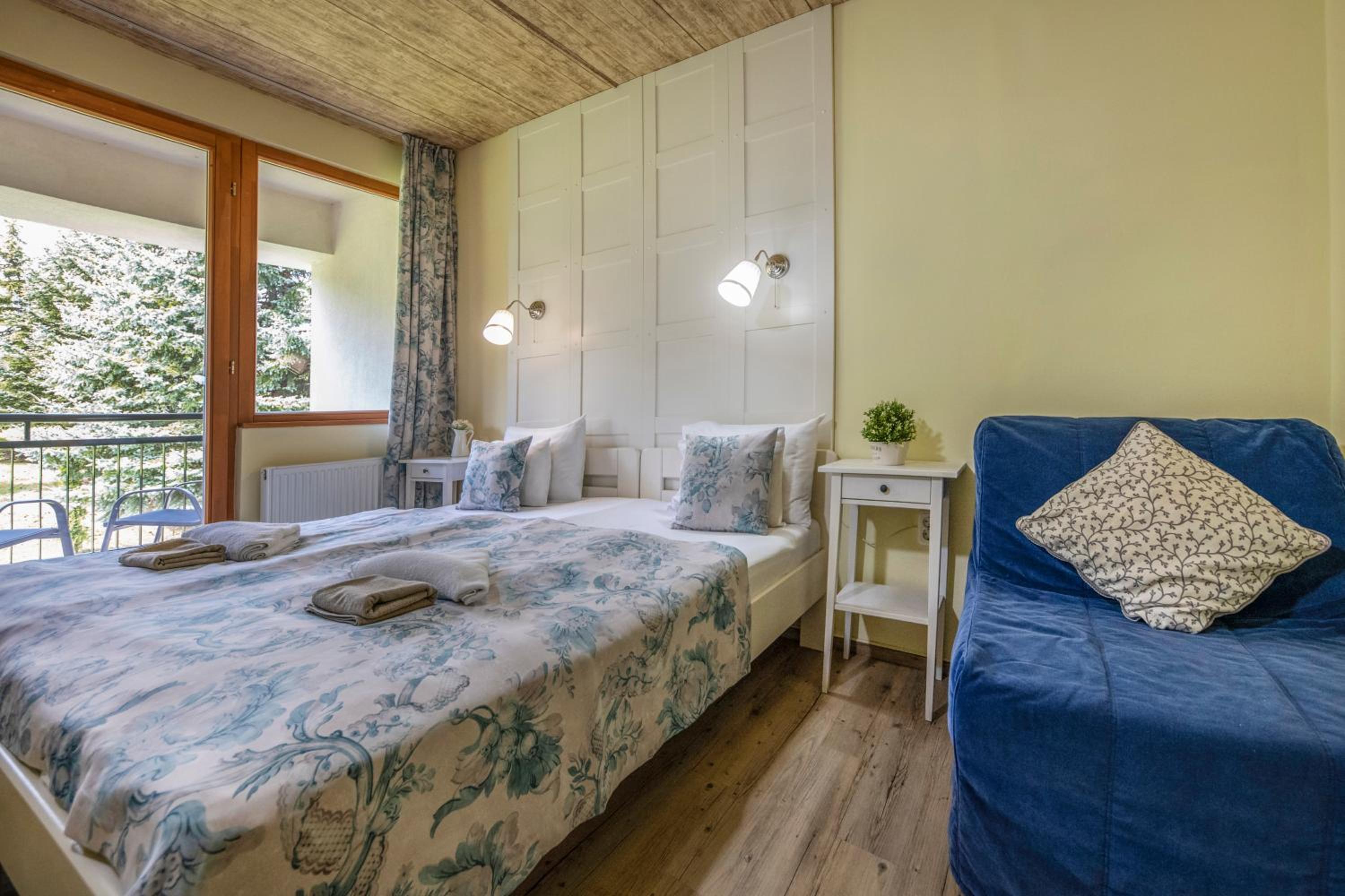 Double Room - Photo 7