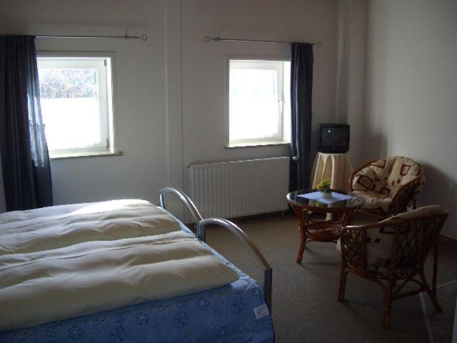 Studio Apartment photo 1