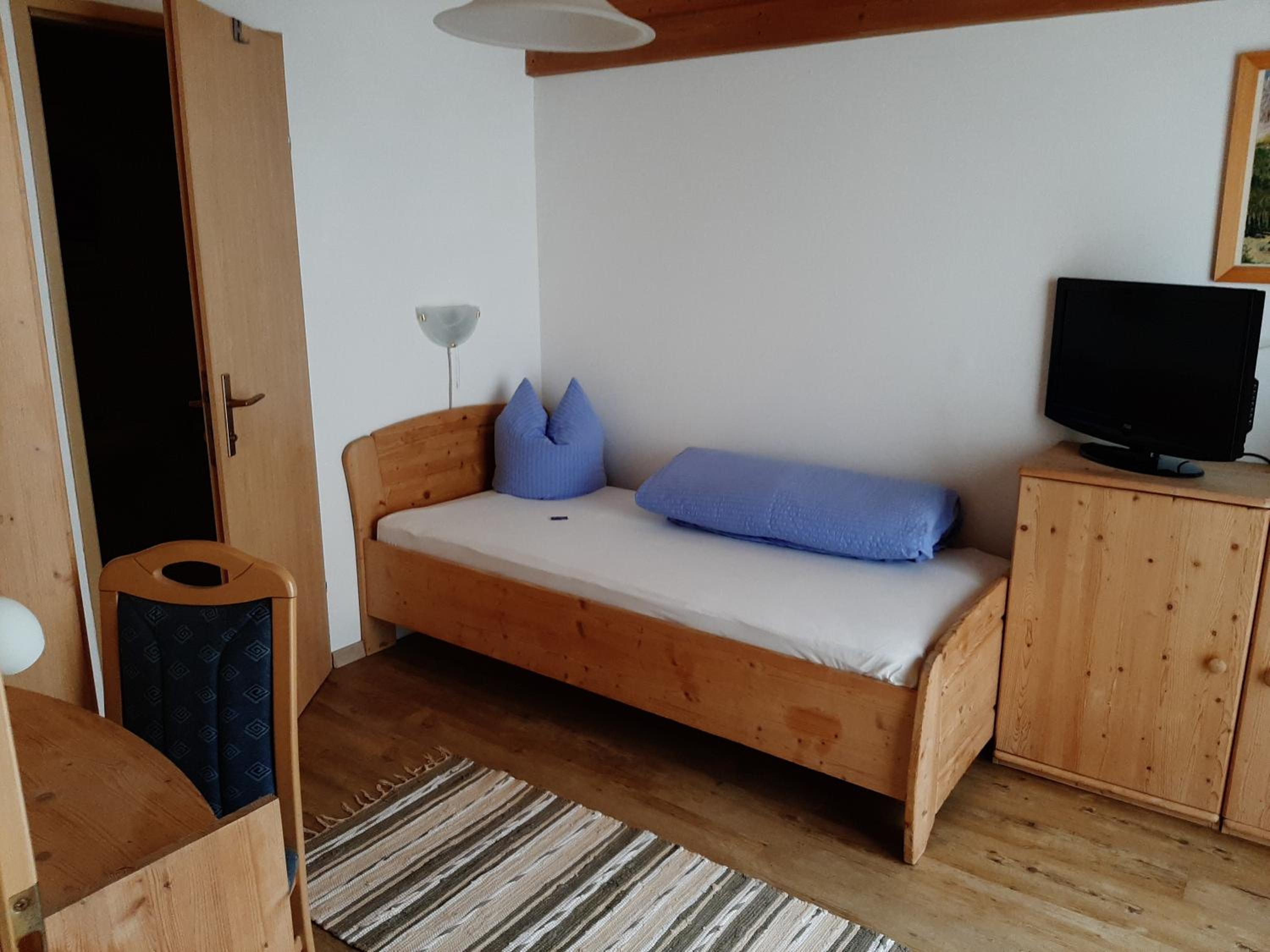 Single Room photo 3