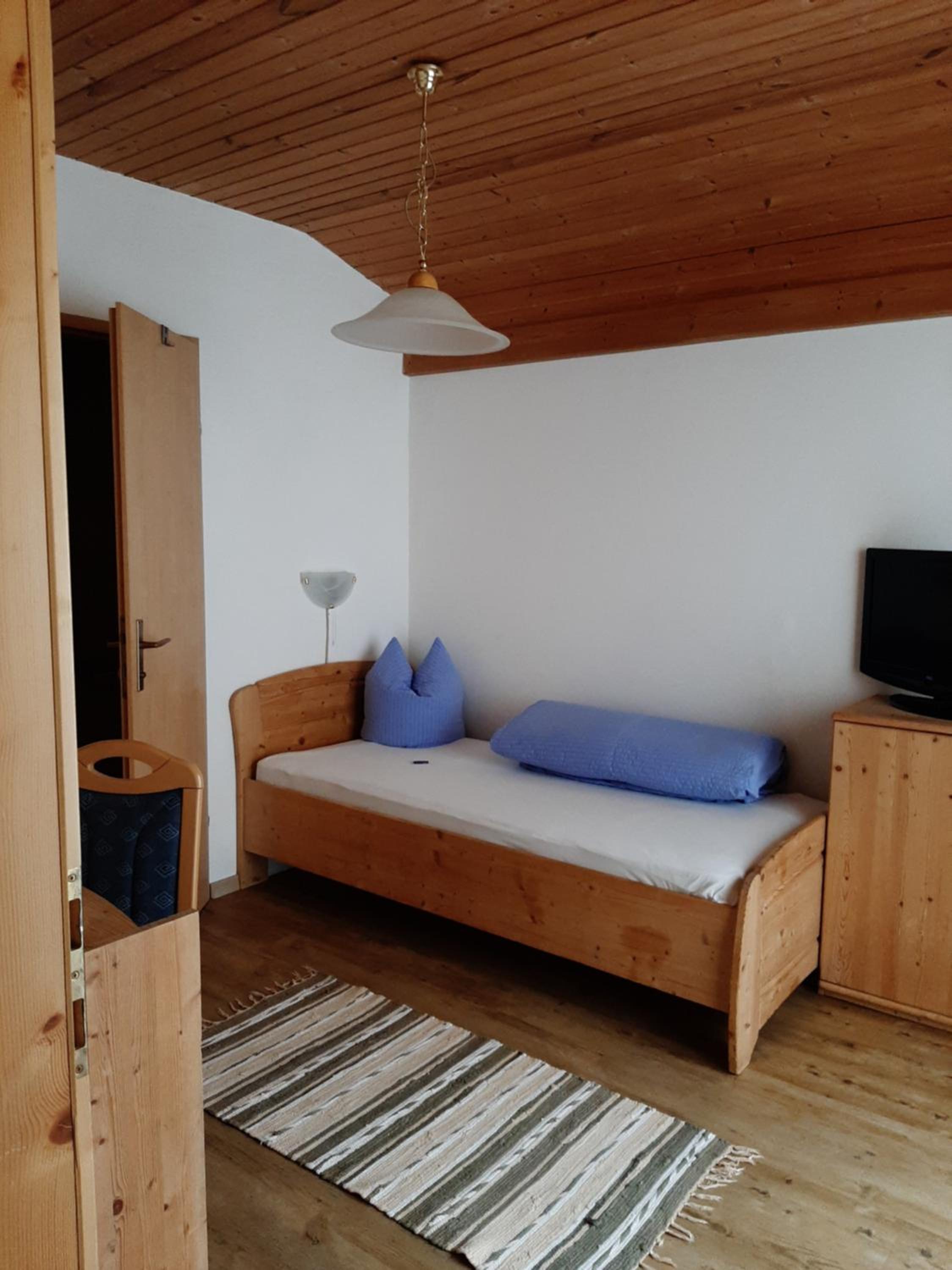 Single Room photo 2