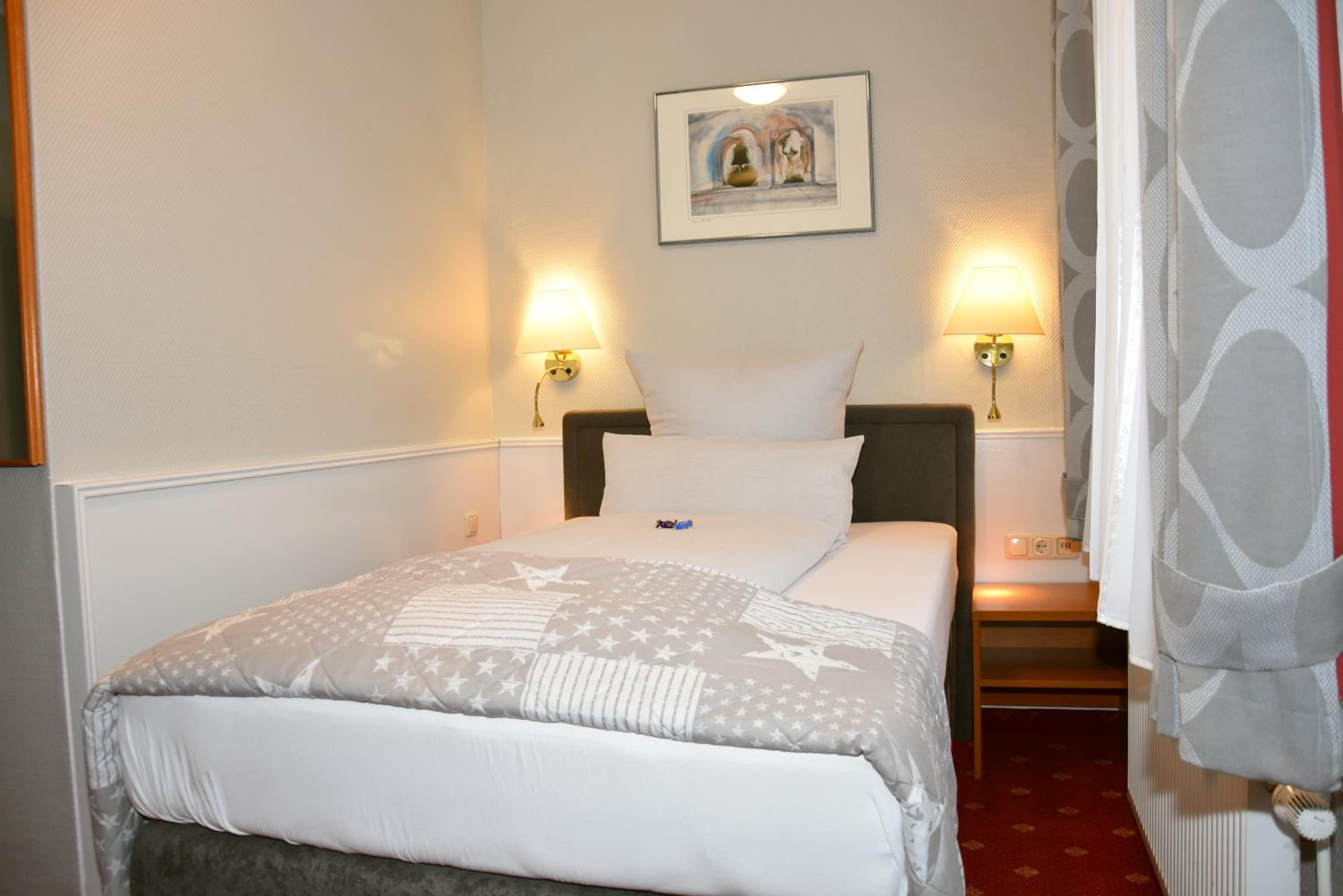 Standard Single Room photo 3