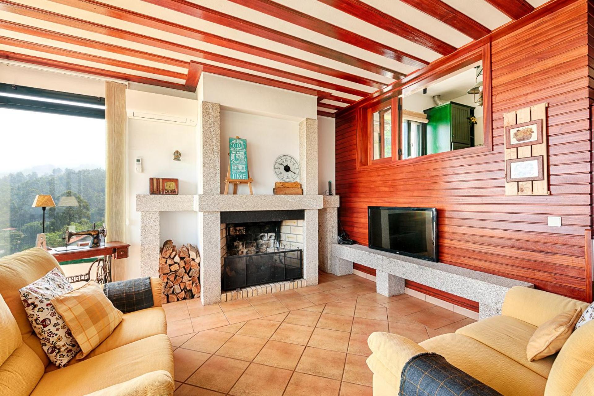 Villa photo 1