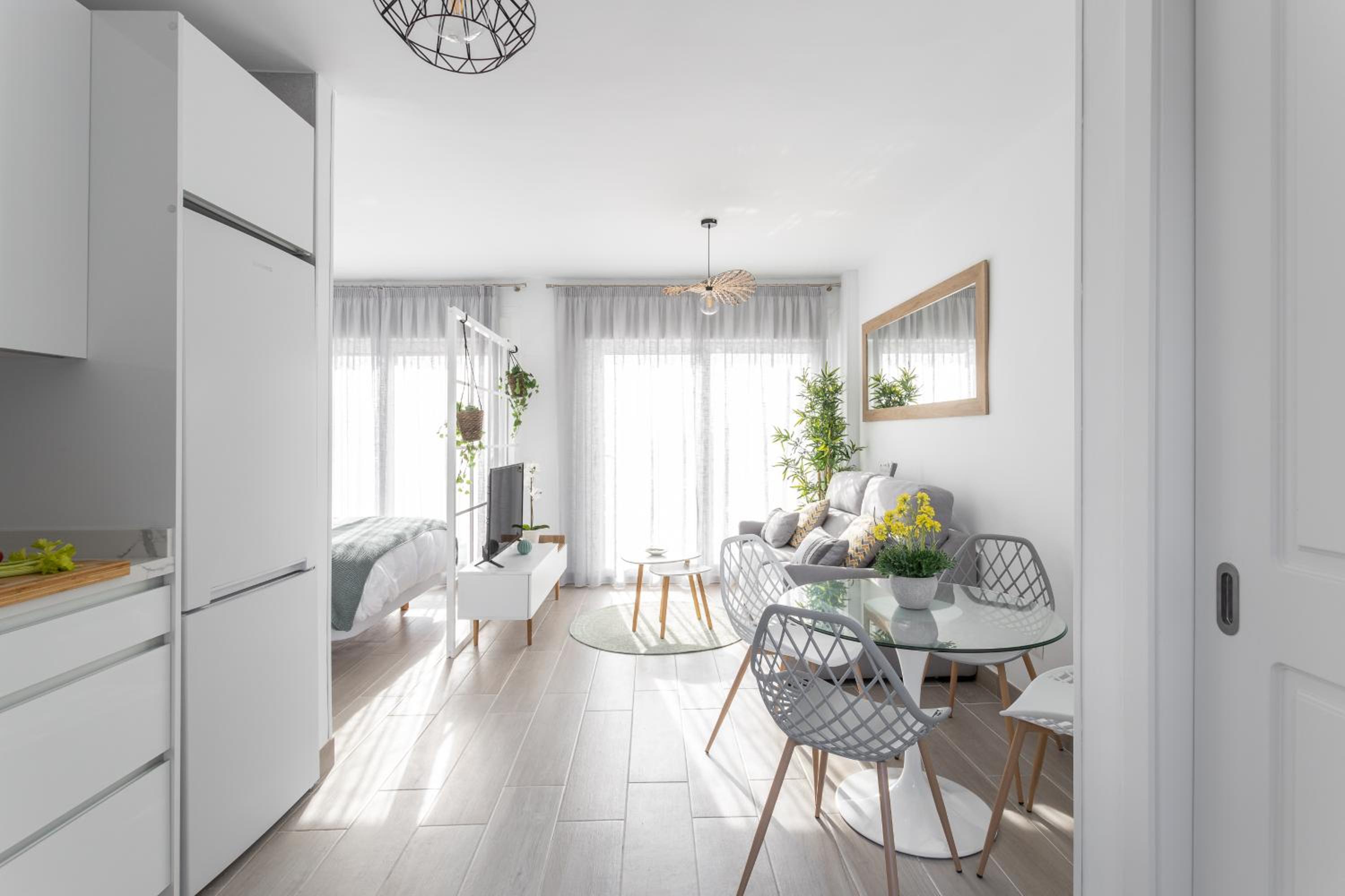 One-Bedroom Apartment - Photo 16