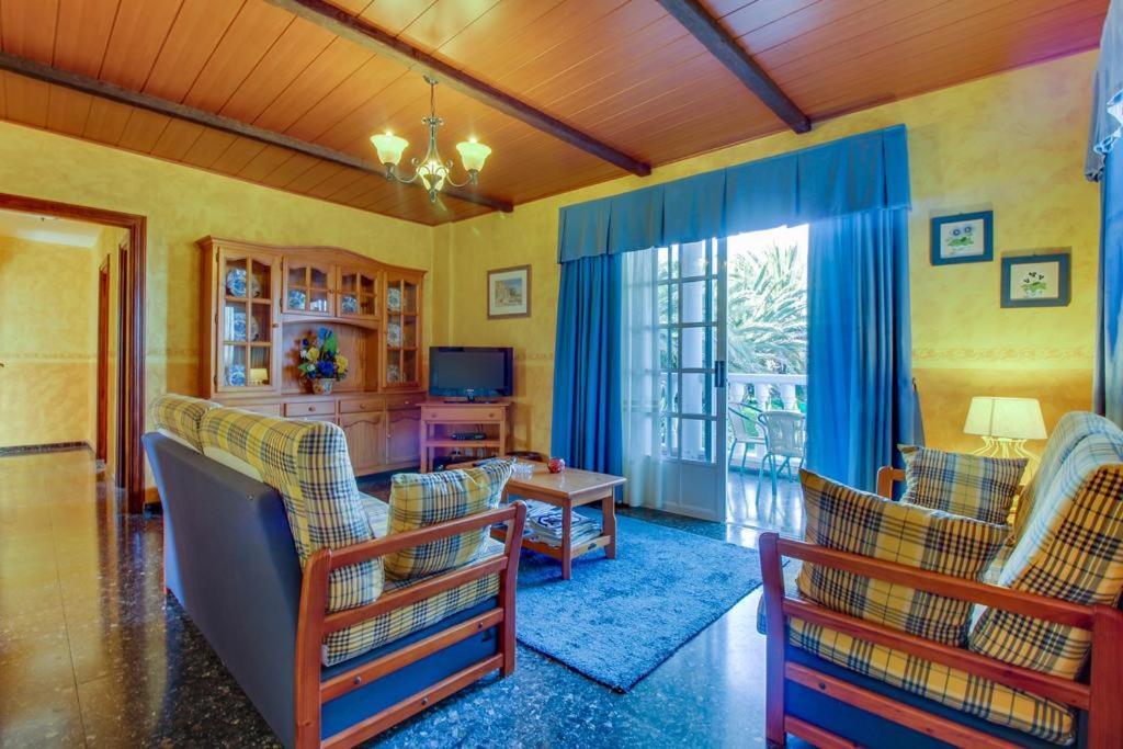 Villa con vistas al jardín