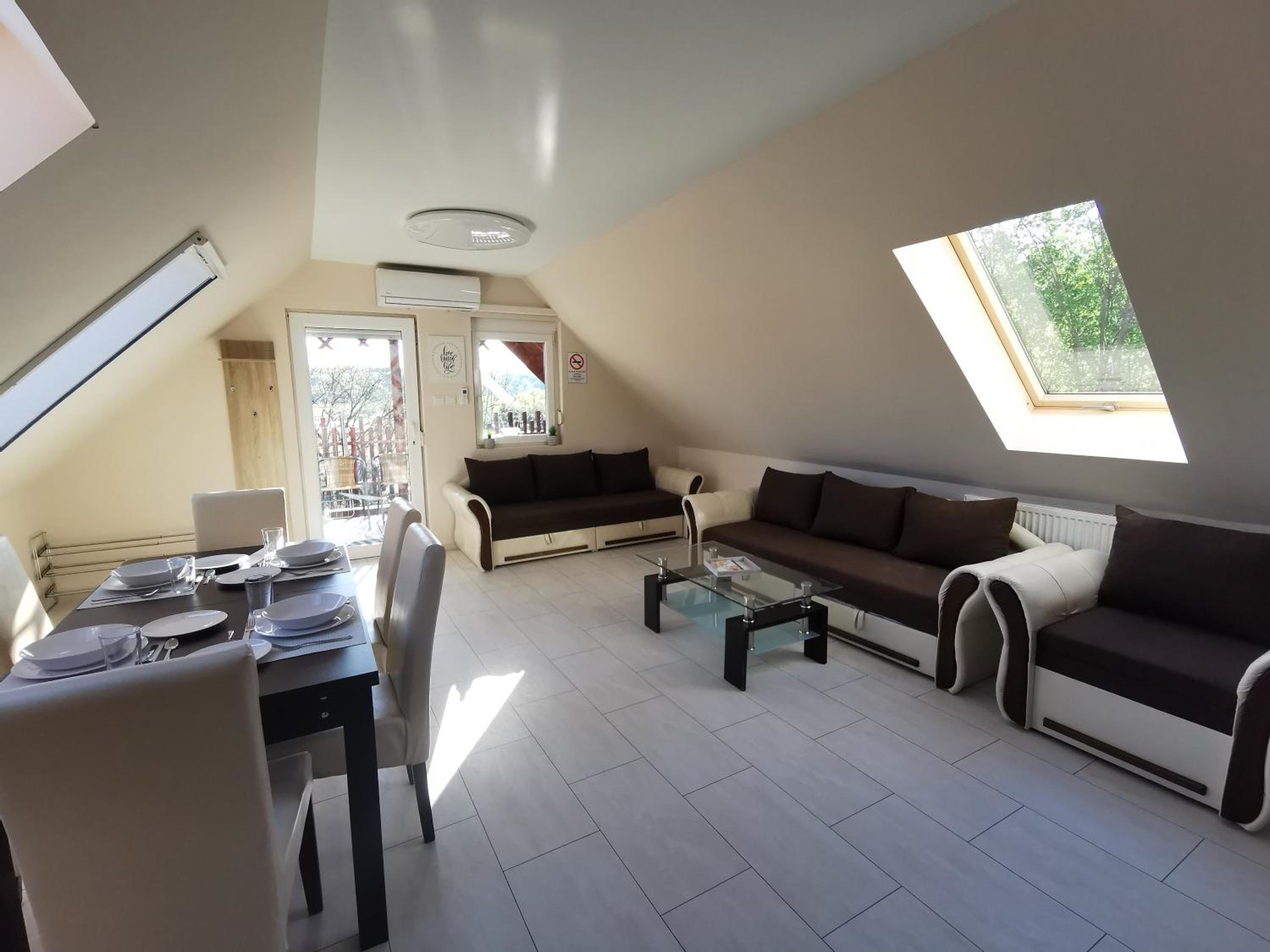 Three-Bedroom Apartment - Photo 19