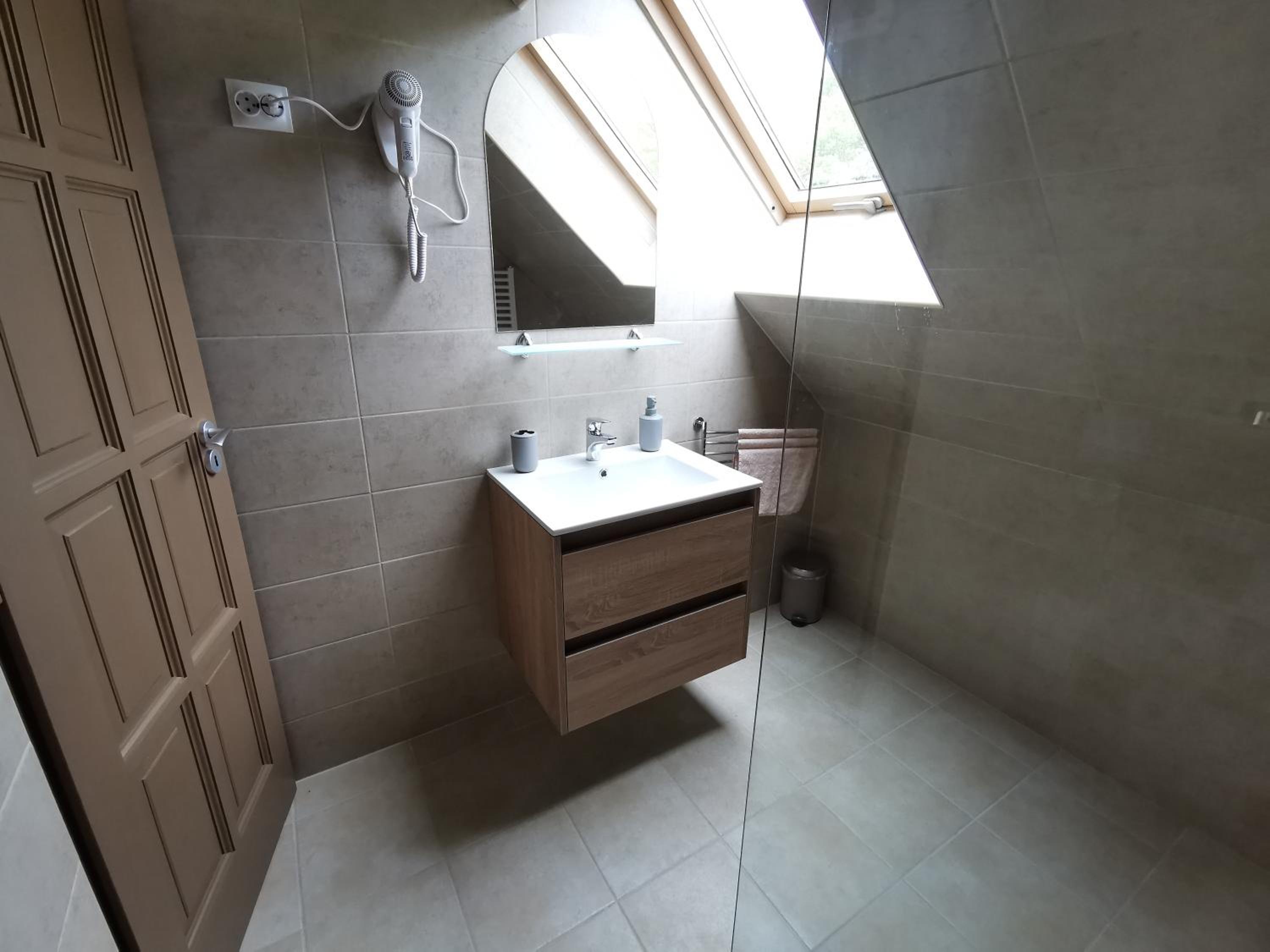 Three-Bedroom Apartment - Photo 10