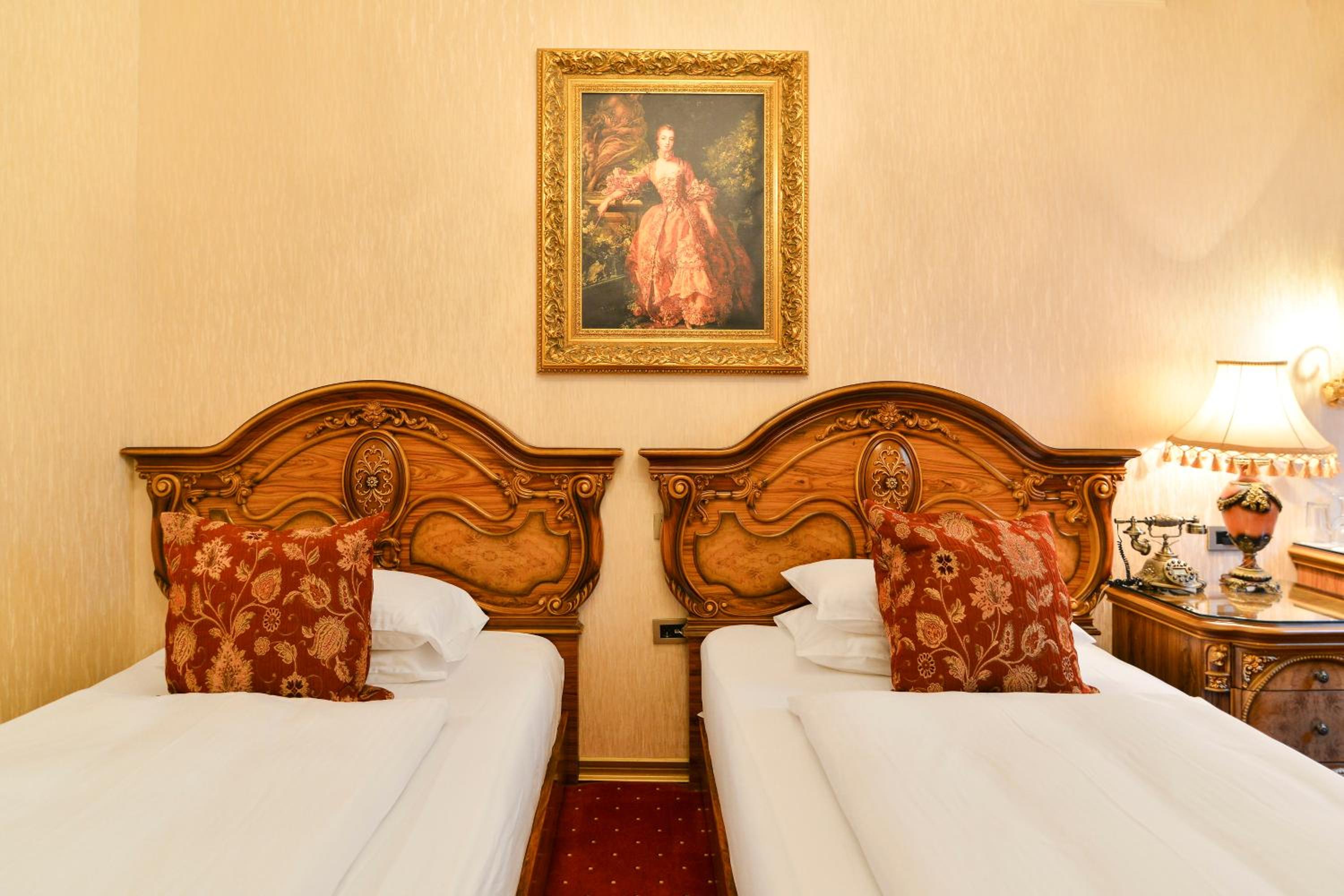 Standard Twin Room photo 3