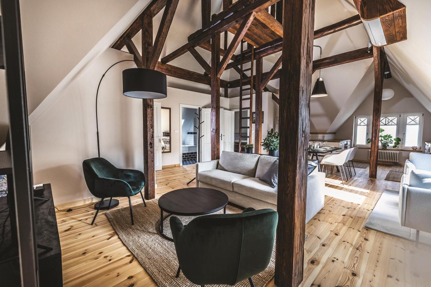 Deluxe Family Suite