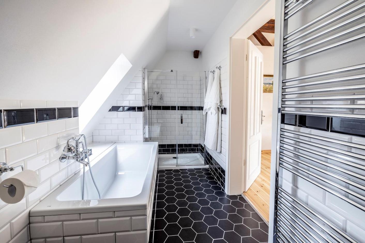 Deluxe Family Suite photo 2