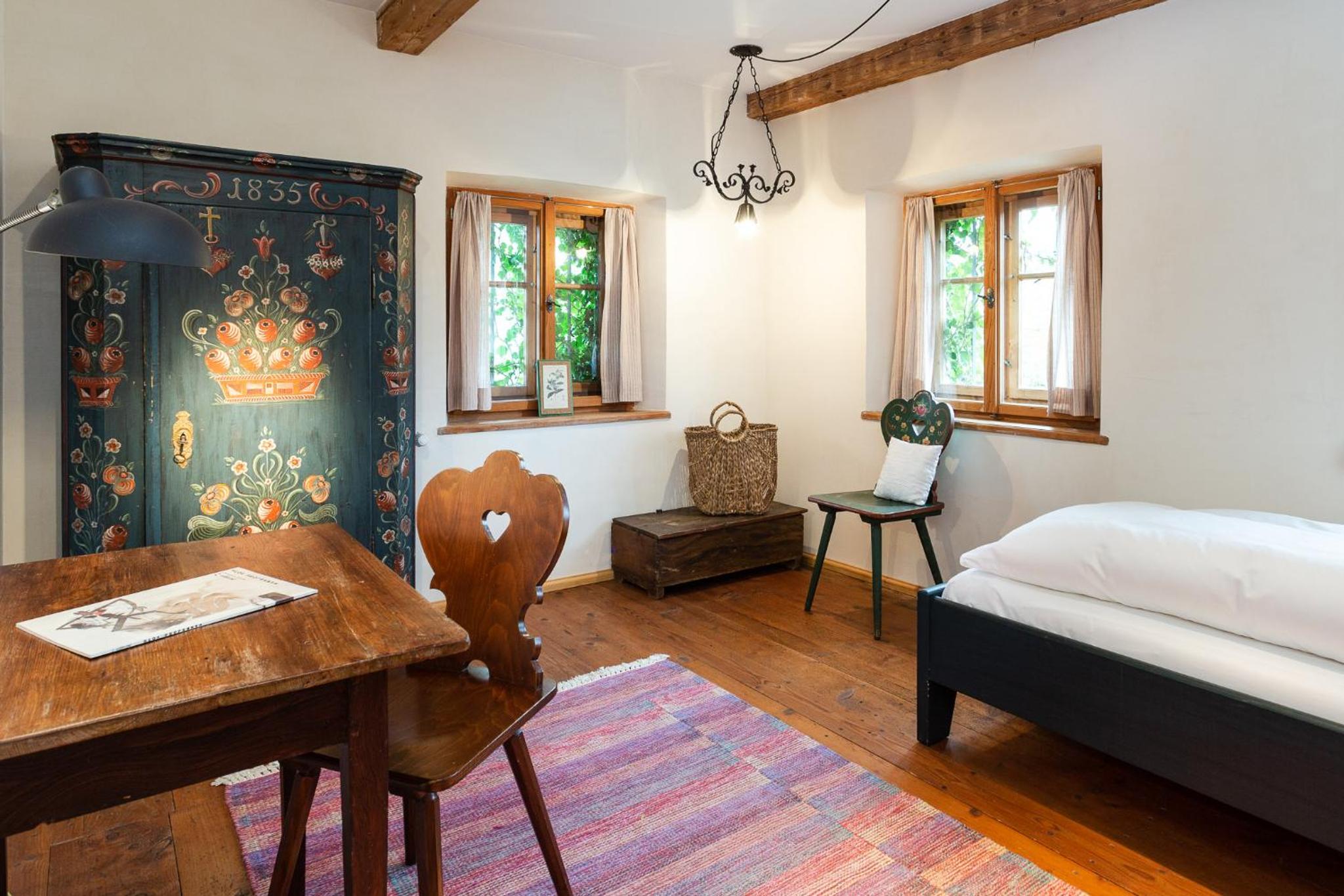 Large Single Room photo 3