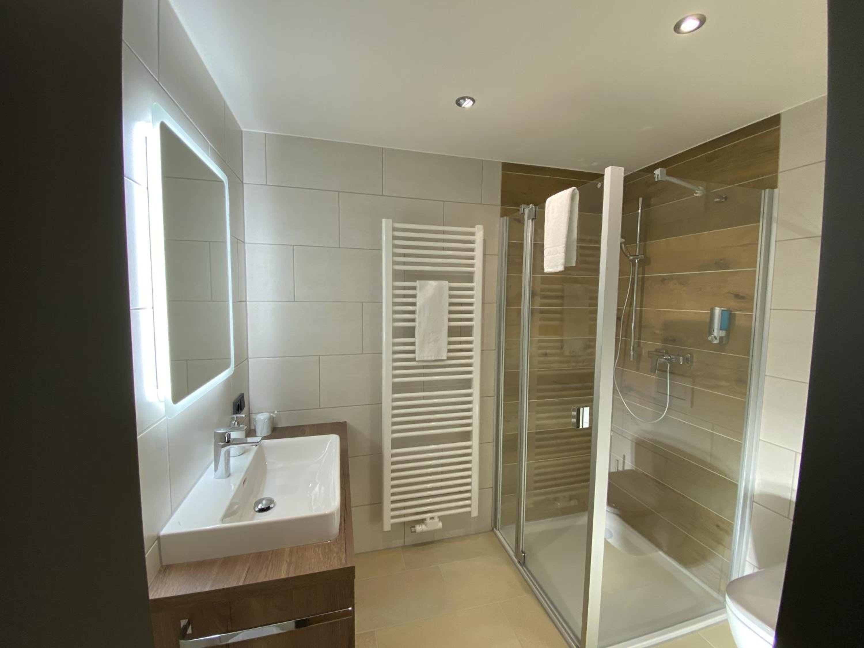 Double Room - Photo 2