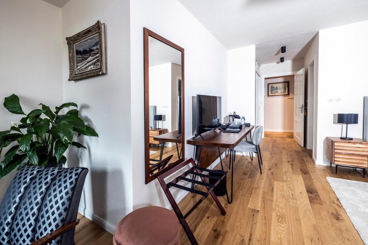 Deluxe Triple Room photo 3