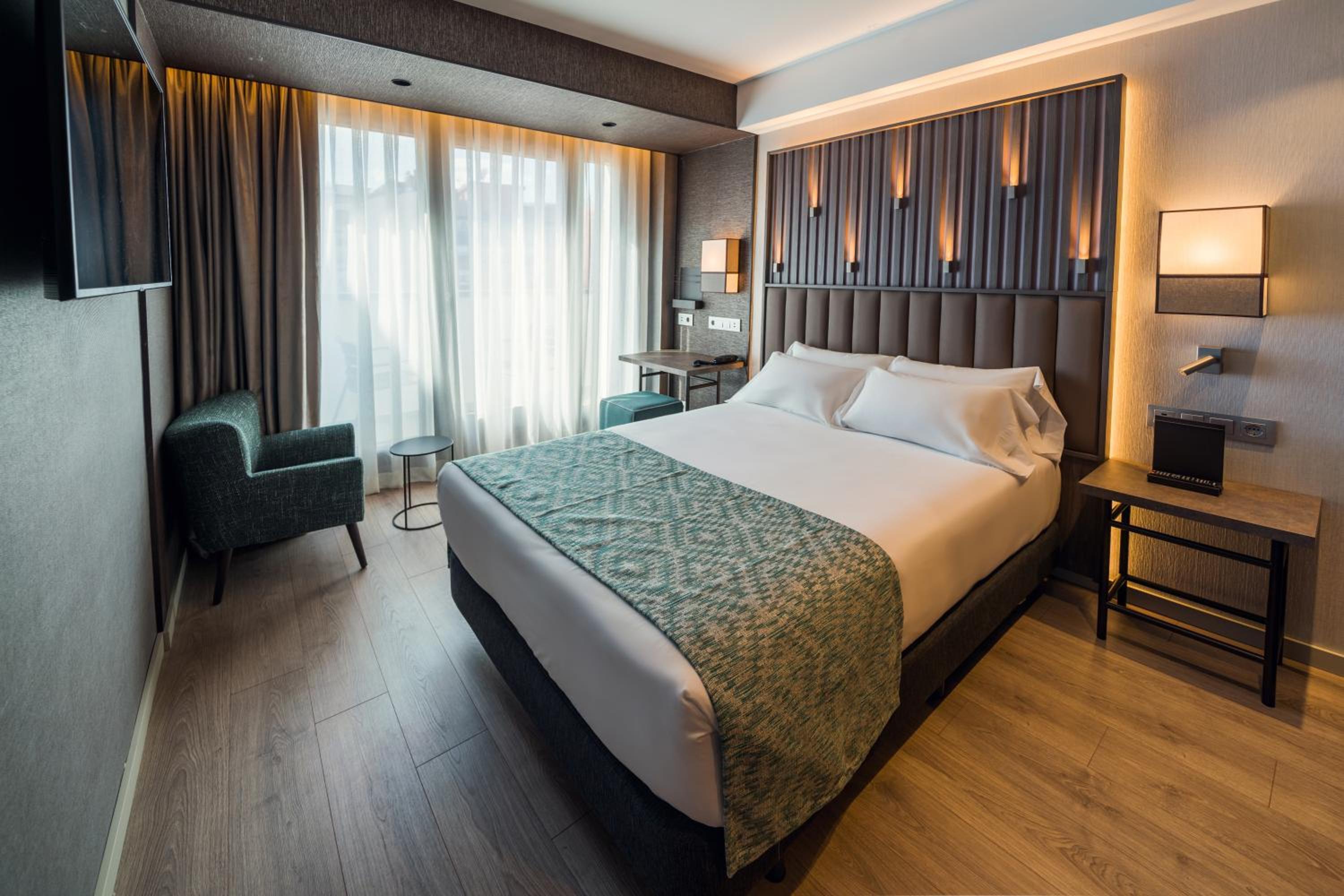 Double Room - Photo 1
